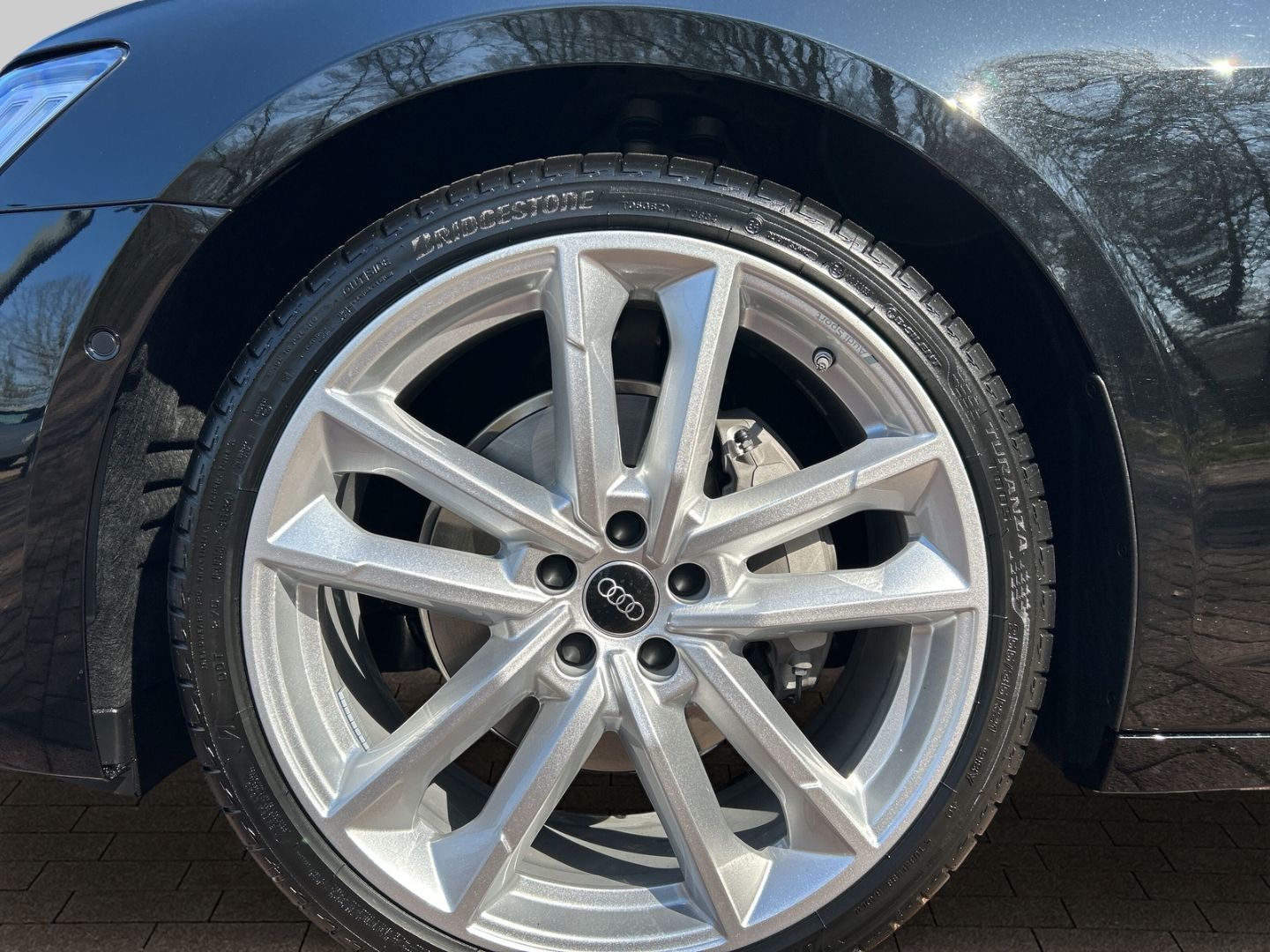 Fahrzeug 20 Fahrzeugabbildung Audi A6 45TDI ADVANCED QUATTRO LED,AHK,KAMERA,LUFT,KA