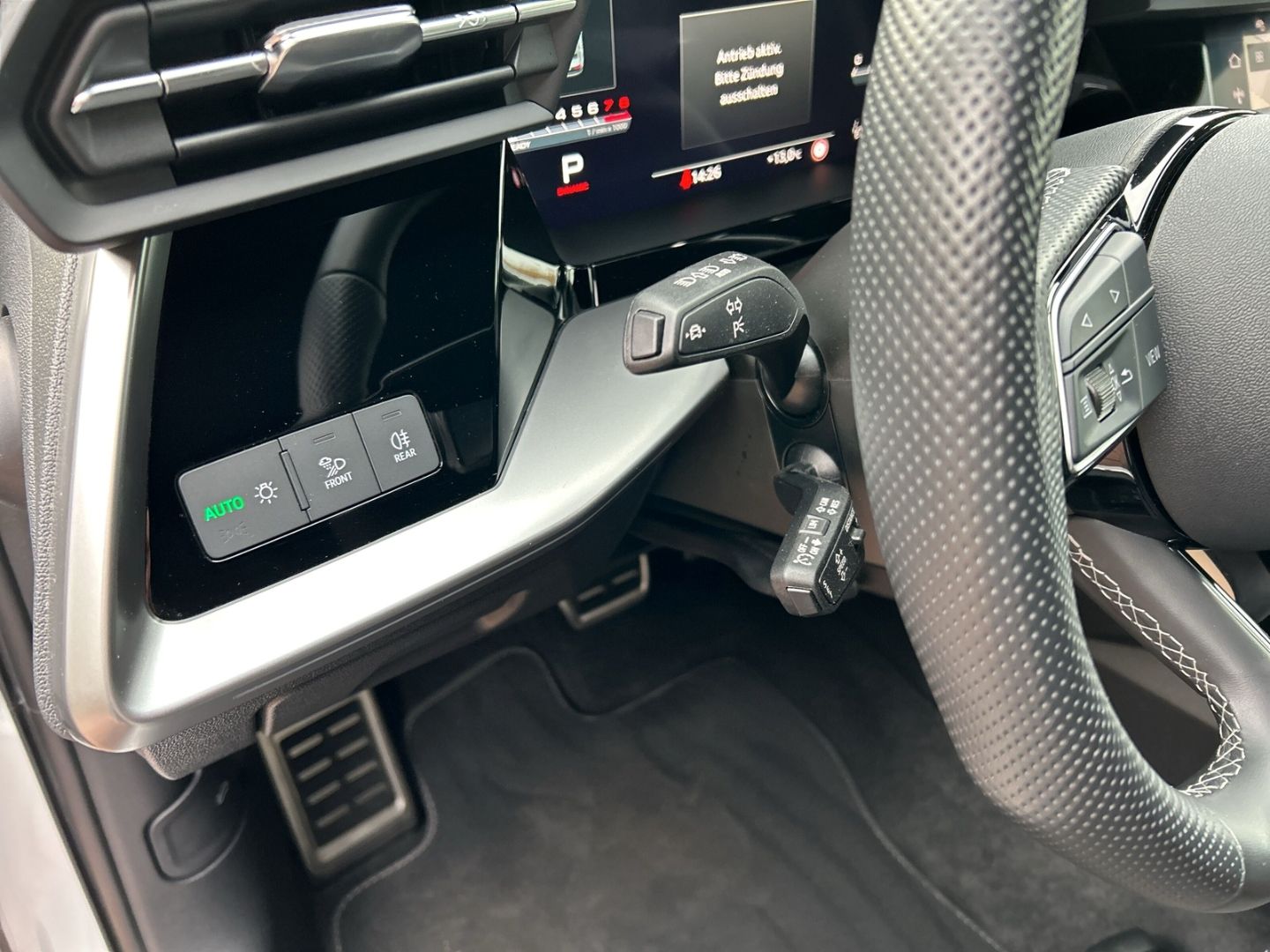 Fahrzeugabbildung Audi S3 Limousine 2.0 TFSI quattro Matrix-LED+B&O+KAM