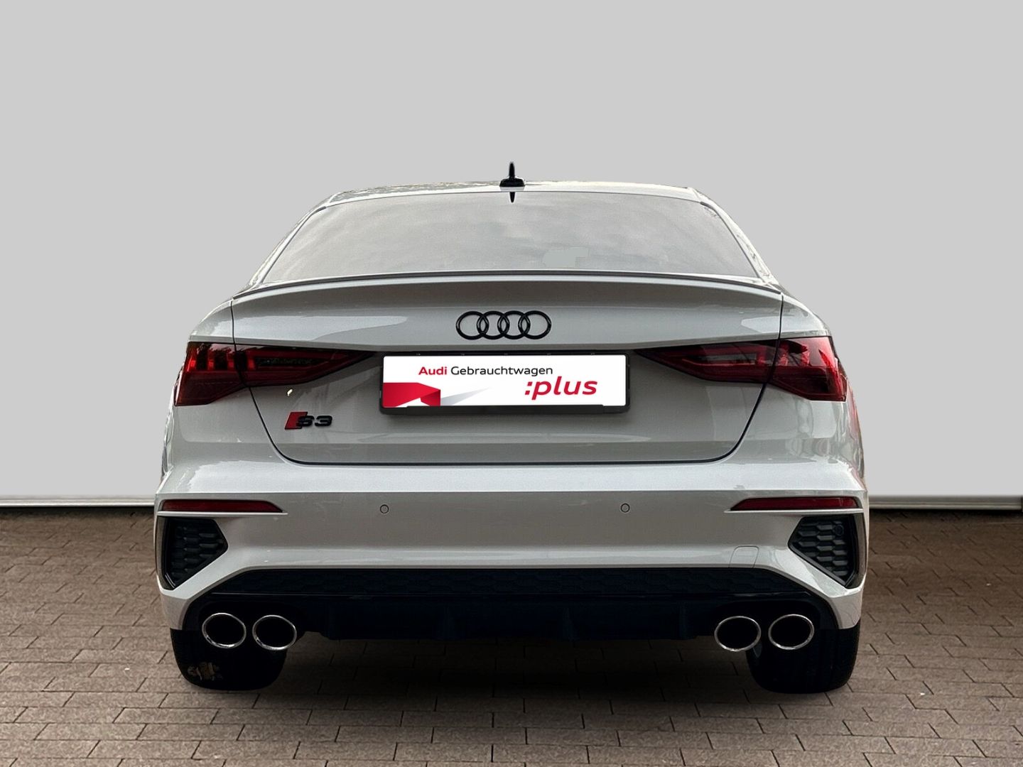 Fahrzeugabbildung Audi S3 Limousine 2.0 TFSI quattro Matrix-LED+B&O+KAM