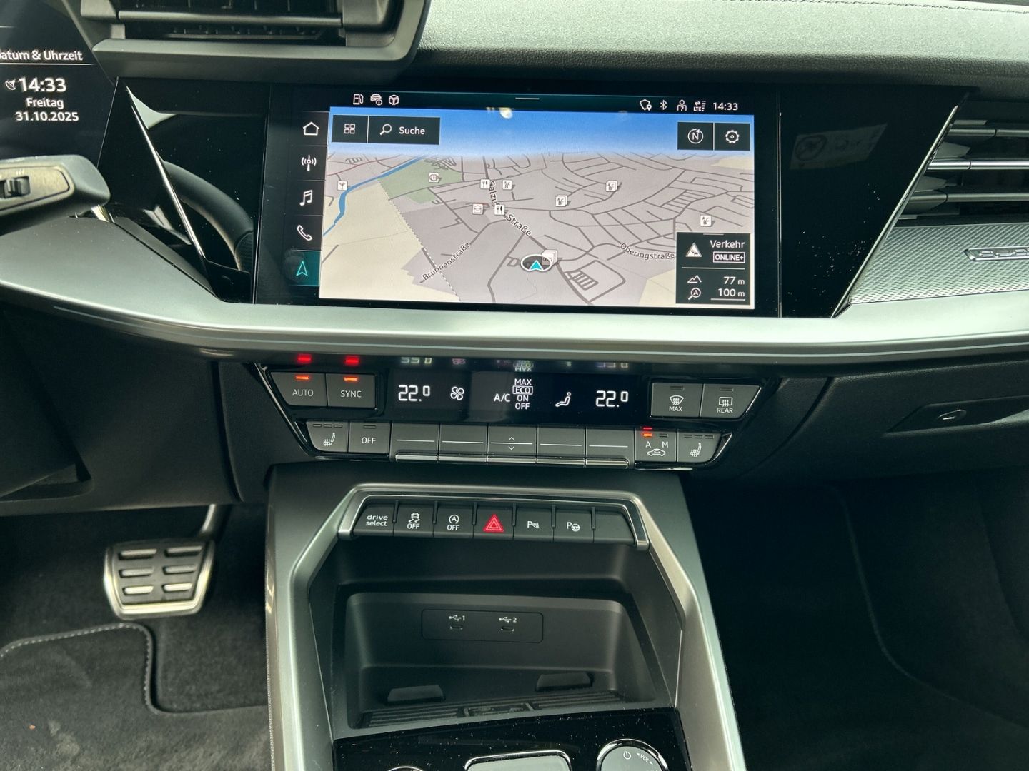 Fahrzeug 12 Fahrzeugabbildung Audi S3 Limousine 2.0 TFSI quattro Matrix-LED+B&O+KAM