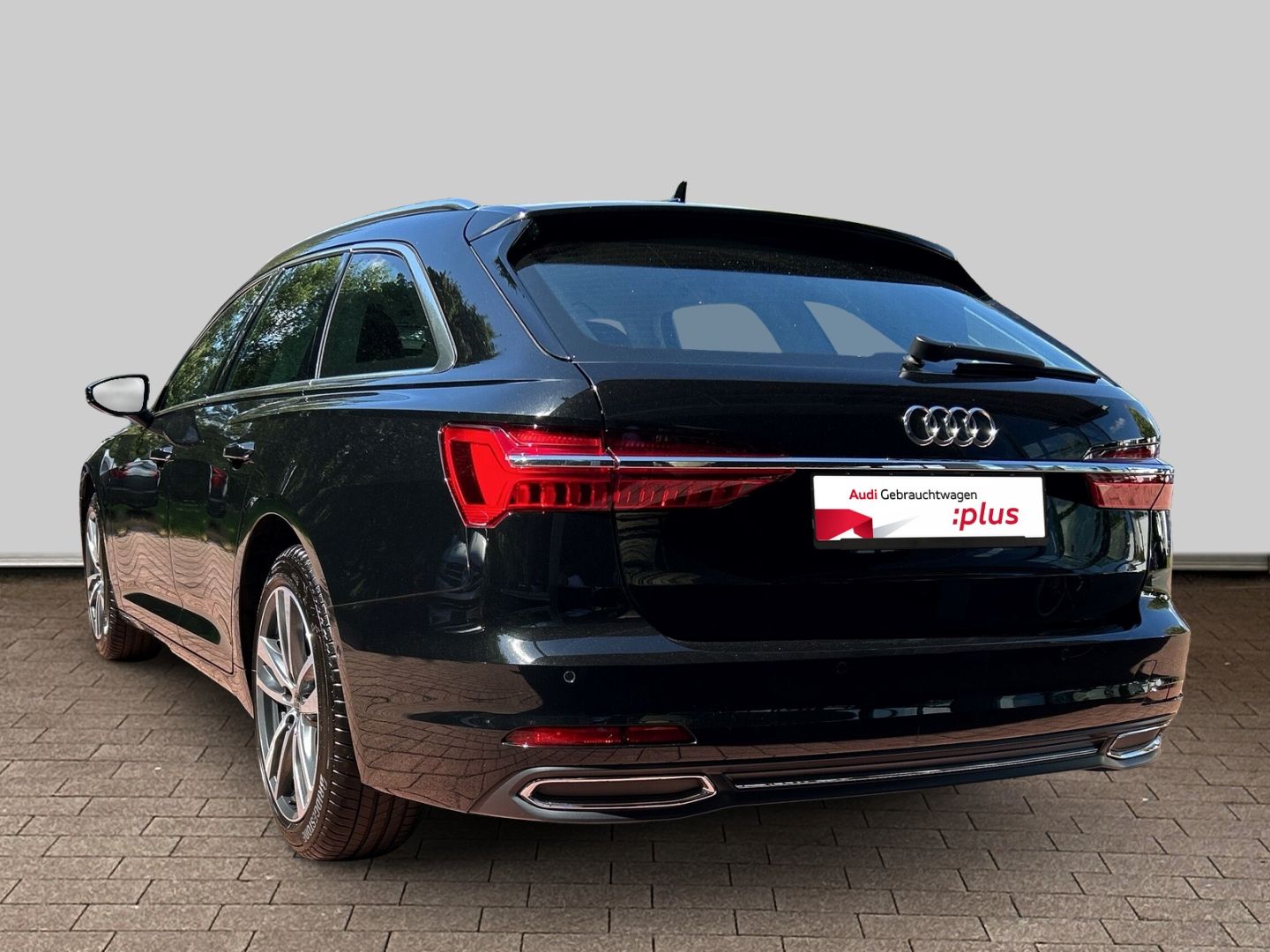 Fahrzeug 5 Fahrzeugabbildung Audi A6 AVANT SPORT 40 TDI KAMERA,LED,CARPLAY Navi