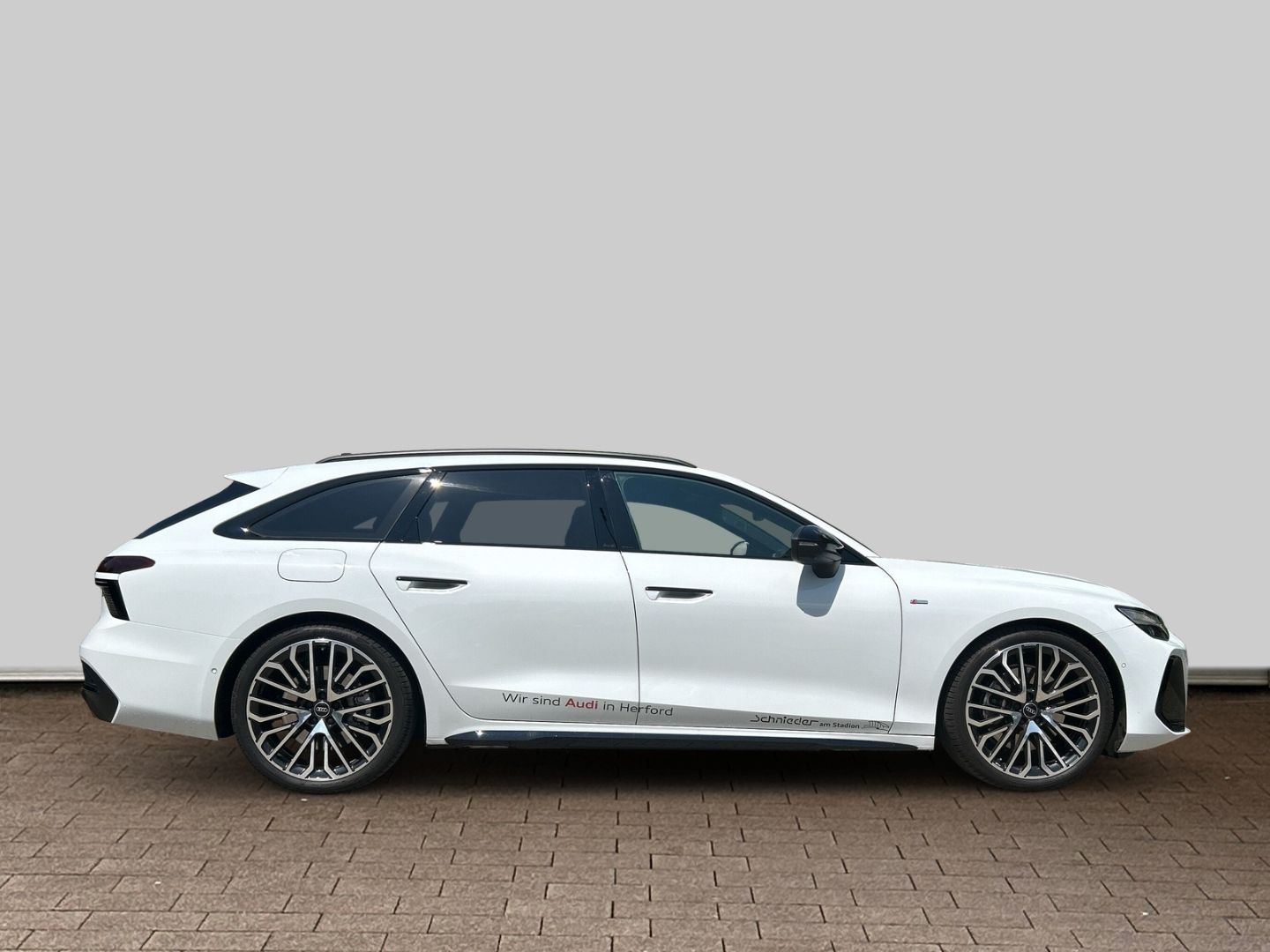 Fahrzeug 8 Fahrzeugabbildung Audi A6 AVANT TFSI 270 kW LED+TECH PRO+B&O+PANO+LUFT