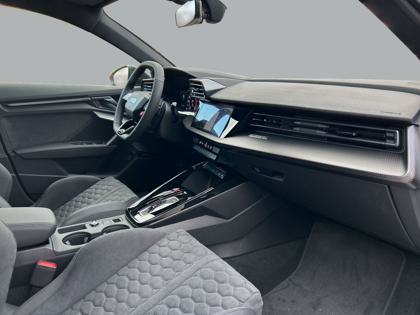 Fahrzeug 16 Fahrzeugabbildung Audi RS3 Sportback 2.5 TFSI quattro HUD+PANO+NAVI+LED