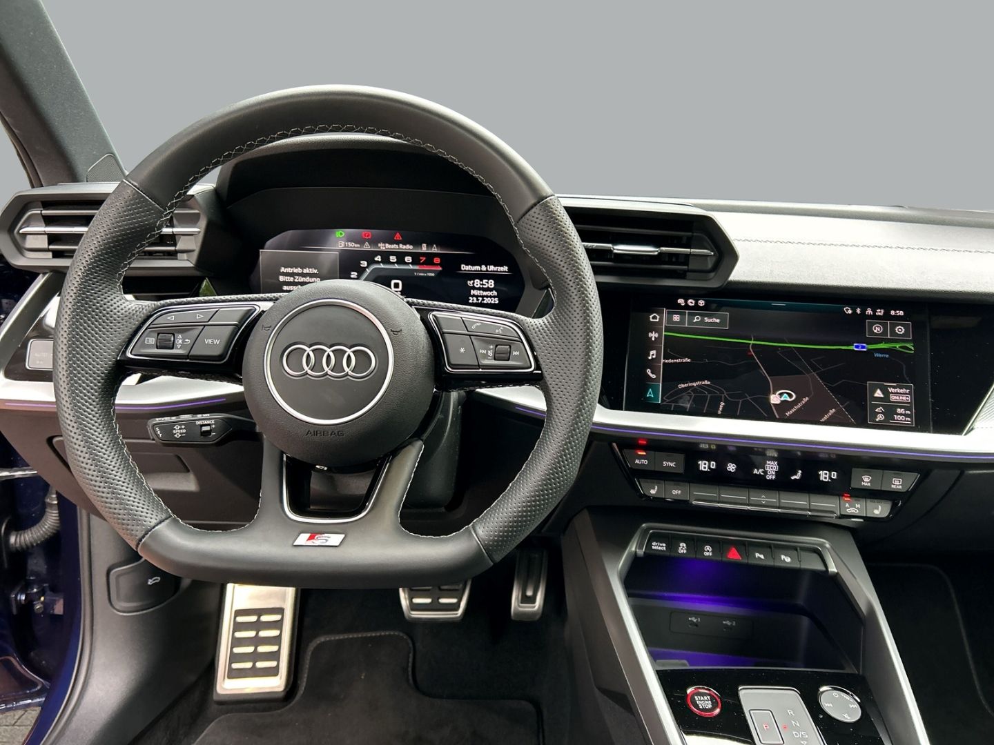 Fahrzeug 7 Fahrzeugabbildung Audi S3 Limousine 2.0 TFSI quattro NAVI+LEDER+B&O
