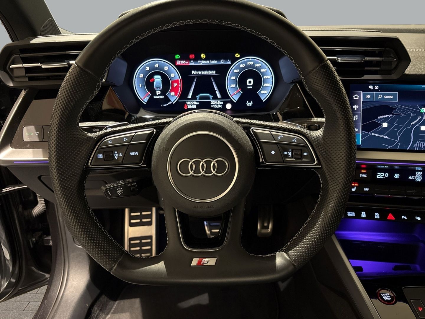 Fahrzeugabbildung Audi S3 Sportback 2.0 TFSI quattro  NAVI+LEDER+VIRTUA