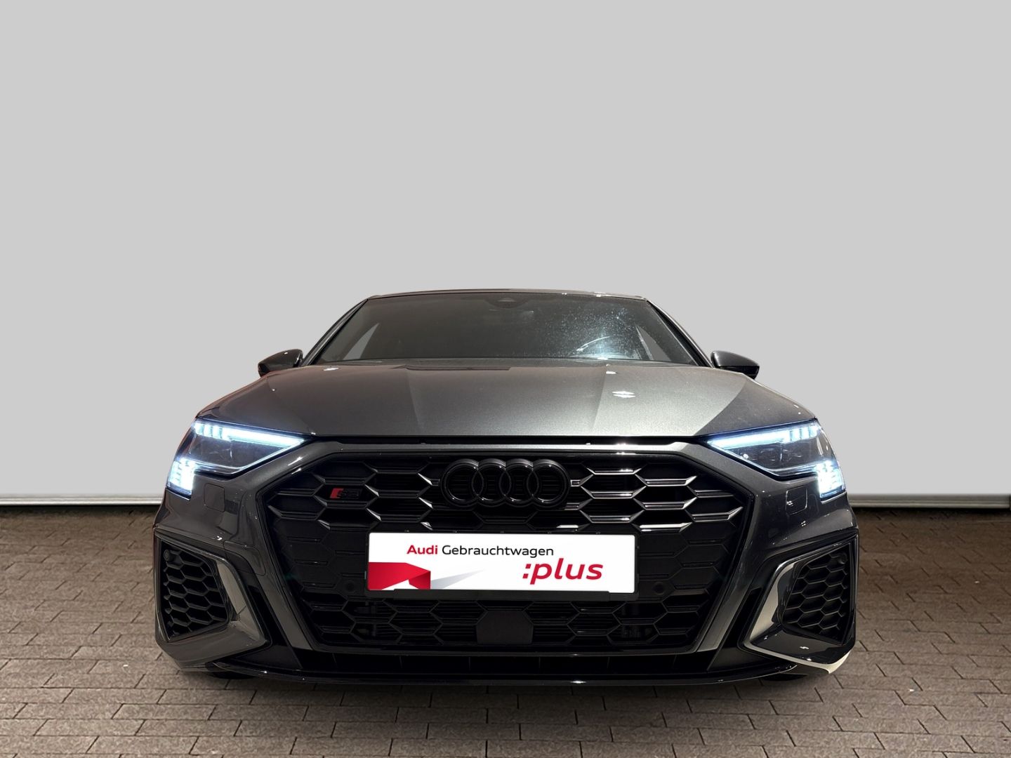 Fahrzeugabbildung Audi S3 Sportback 2.0 TFSI quattro  NAVI+LEDER+VIRTUA