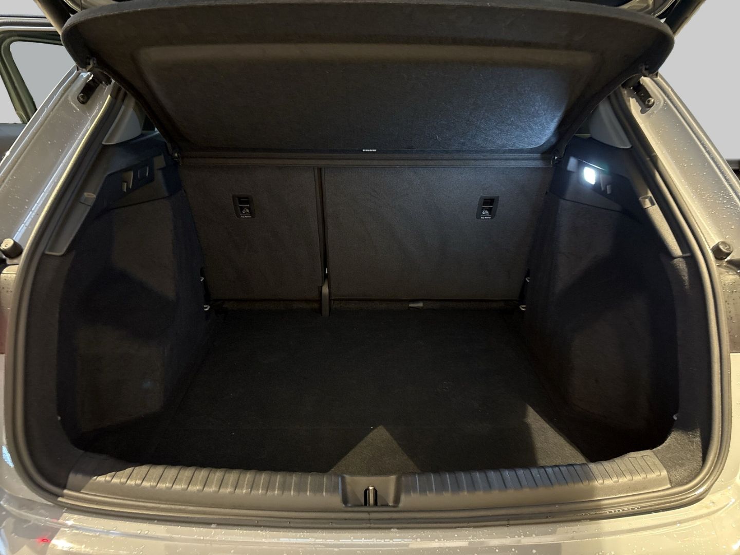 Fahrzeugabbildung Audi Q4 e-tron 35 LED+SONOS+OPTIKPAKET+KAMERA+NAVI+LE