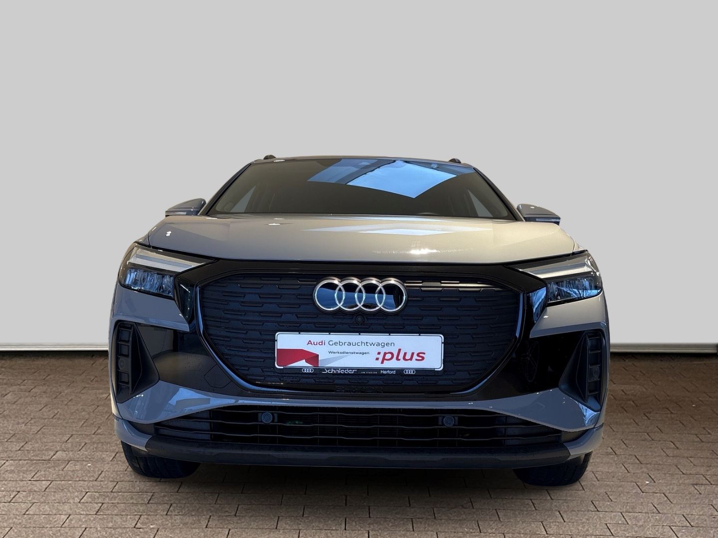 Fahrzeugabbildung Audi Q4 e-tron 35 LED+SONOS+OPTIKPAKET+KAMERA+NAVI+LE