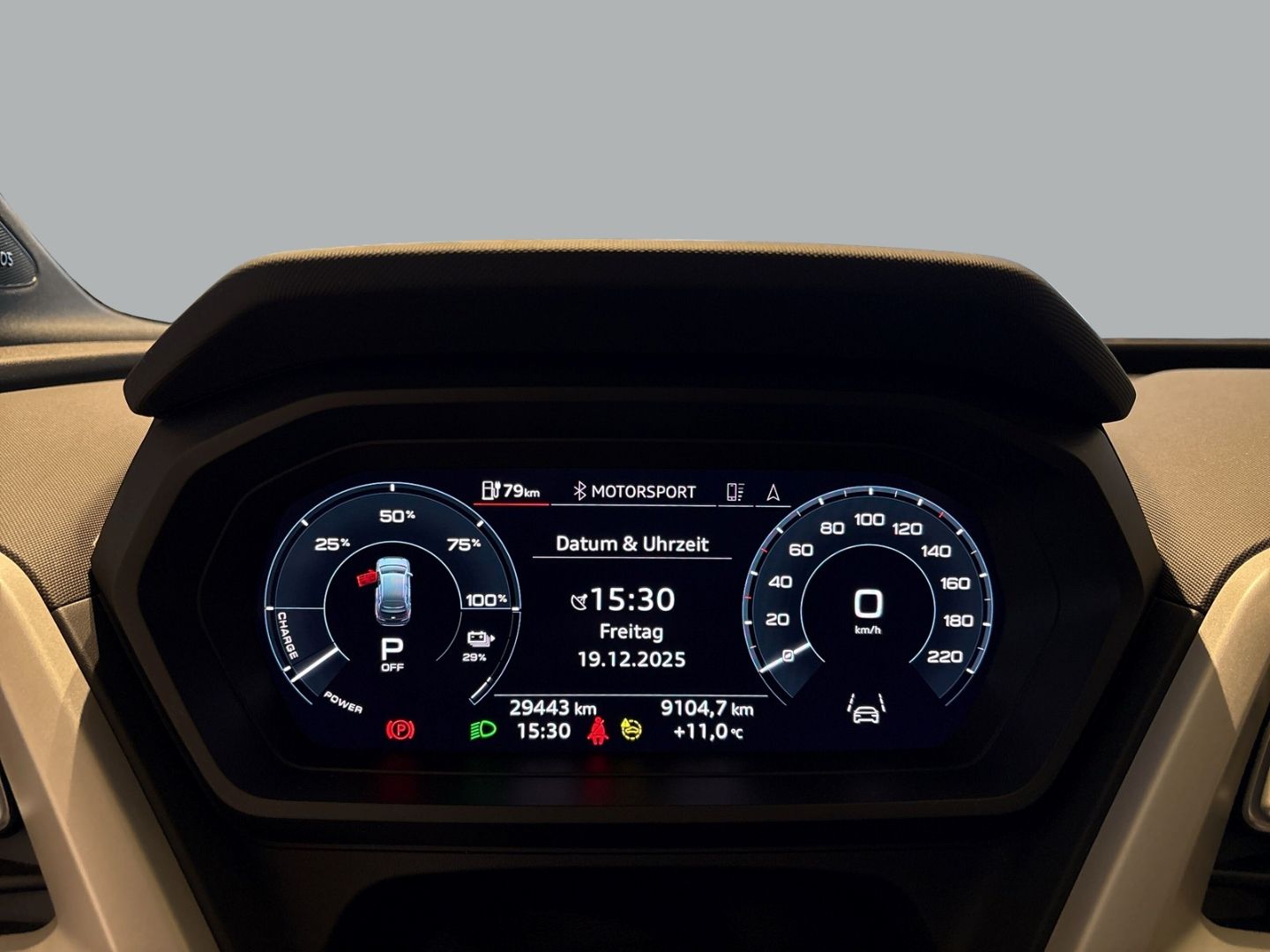 Fahrzeugabbildung Audi Q4 e-tron 35 LED+SONOS+OPTIKPAKET+KAMERA+NAVI+LE