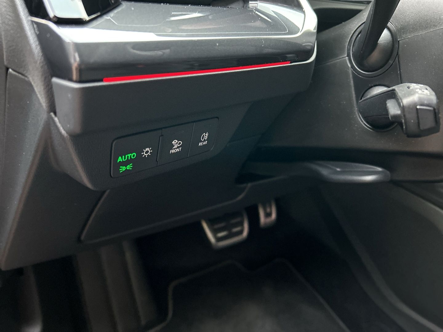 Fahrzeug 16 Fahrzeugabbildung Audi Q4 Sportback 40 NAVI+LEDER+MATRIX-LED+CARPLAY+KA