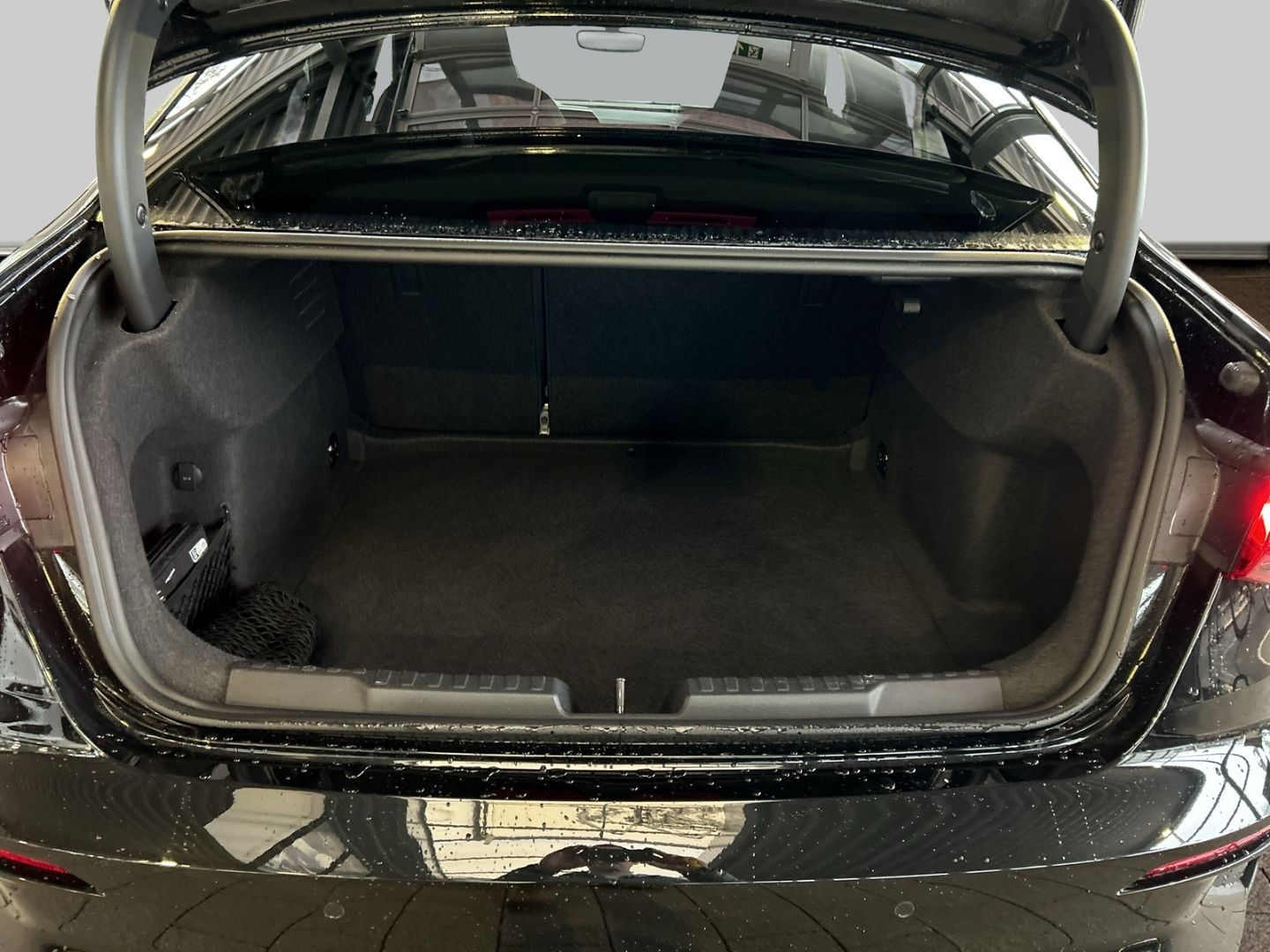 Fahrzeugabbildung Audi S3 Limousine 2.0 TFSI quattro Matrix-LED+B&O+KAM