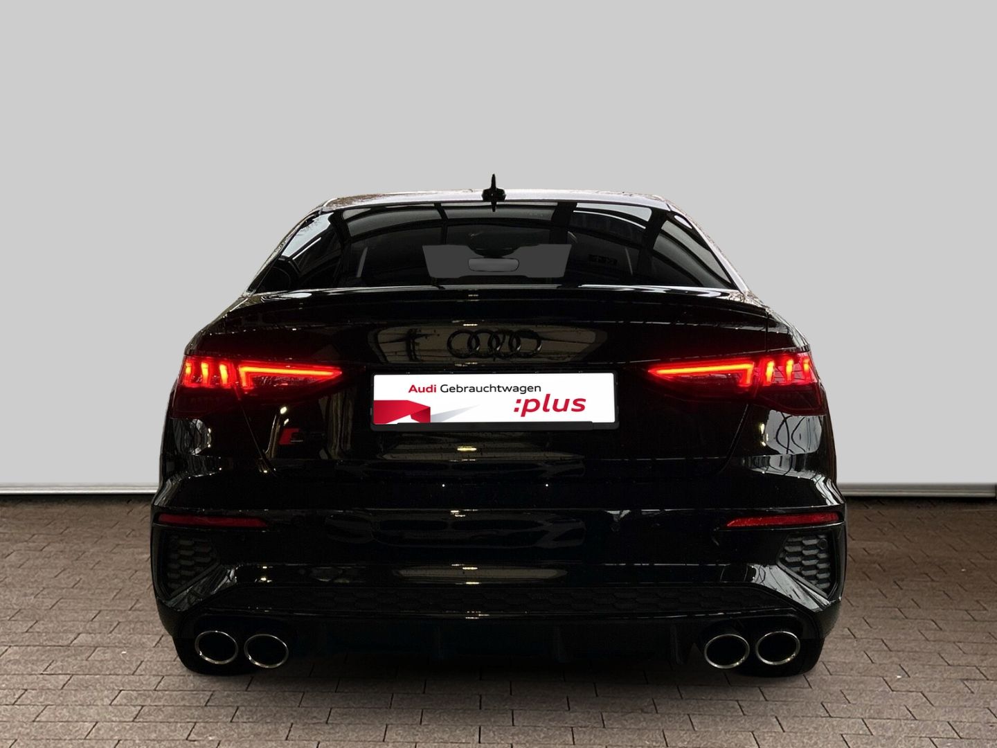 Fahrzeugabbildung Audi S3 Limousine 2.0 TFSI quattro Matrix-LED+B&O+KAM