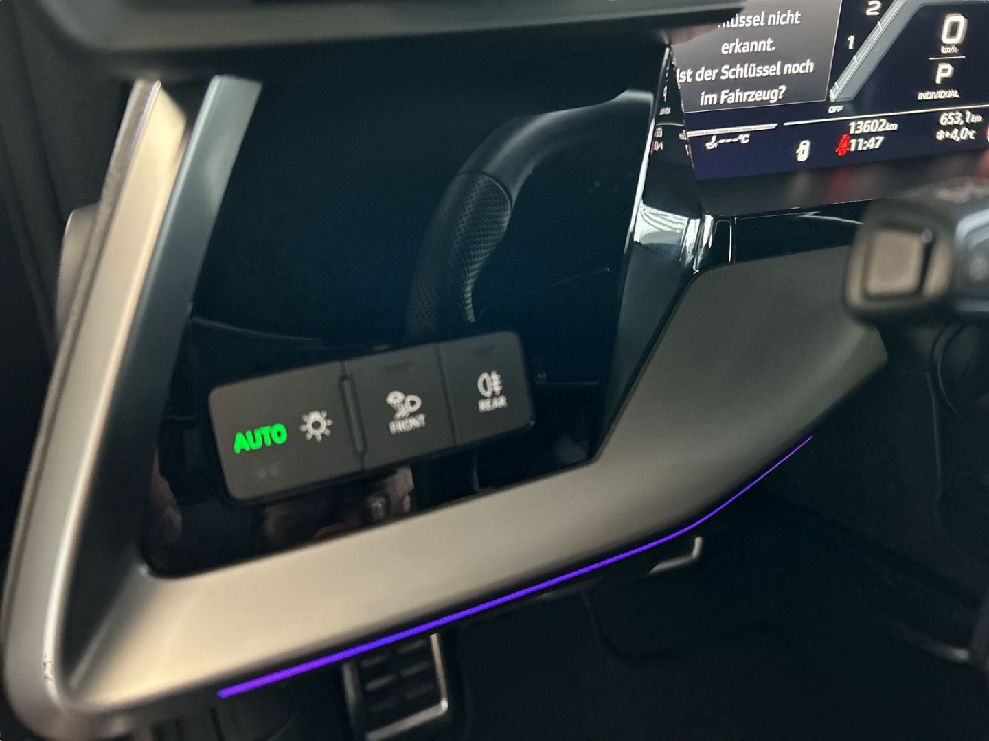 Fahrzeugabbildung Audi S3 Limousine 2.0 TFSI quattro Matrix-LED+B&O+KAM