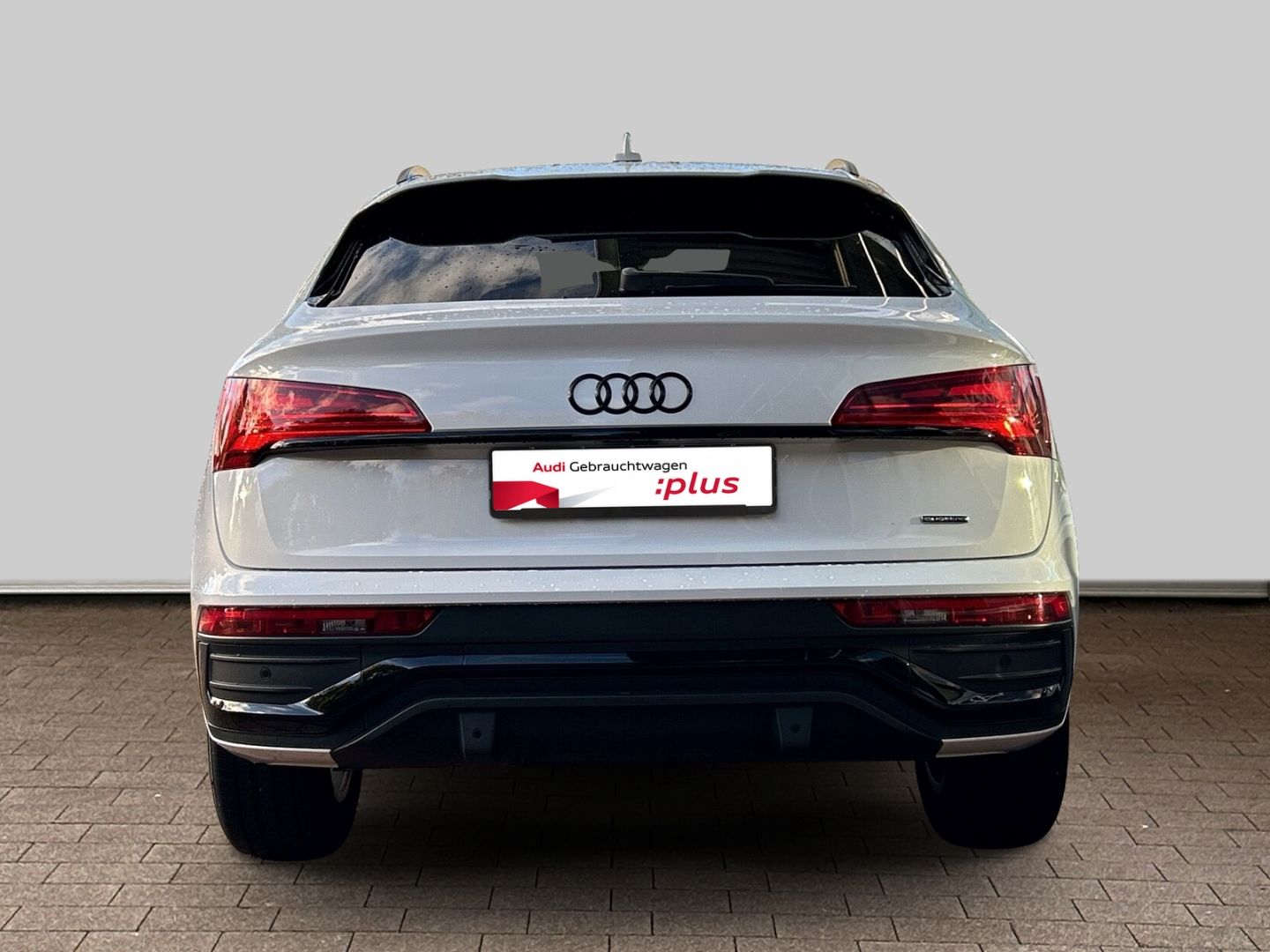 Fahrzeug 7 Fahrzeugabbildung Audi Q5 40 Sportback 2.0 TDI quattro S line HUD AHK-k