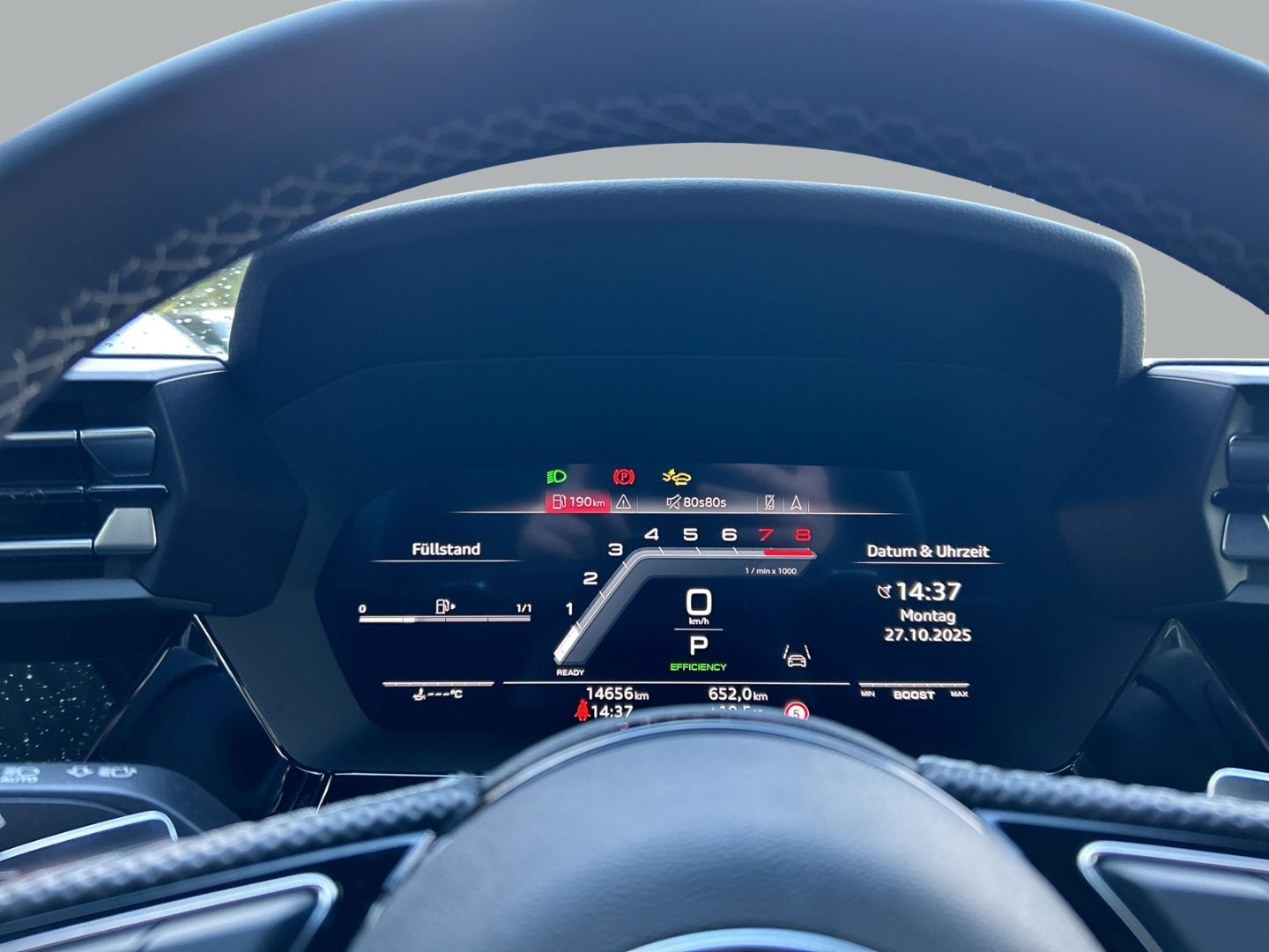 Fahrzeug 13 Fahrzeugabbildung Audi S3 quattro 2 Sportback 2.0 TFSI HUD AD El. Panod