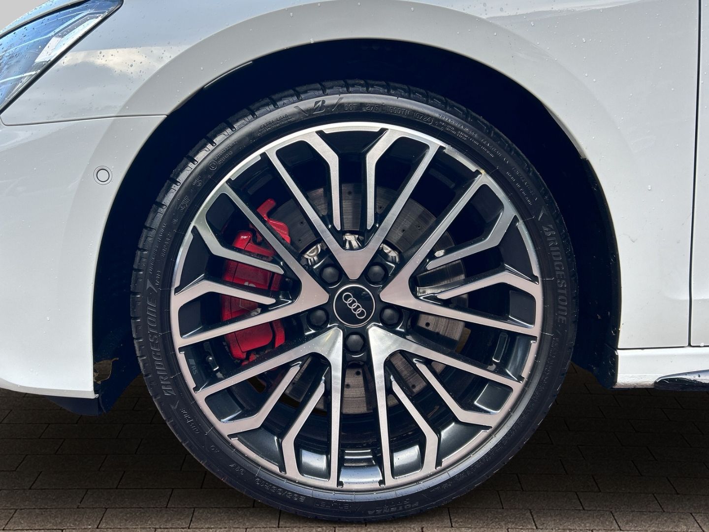 Fahrzeug 18 Fahrzeugabbildung Audi S3 quattro 2 Sportback 2.0 TFSI HUD AD El. Panod