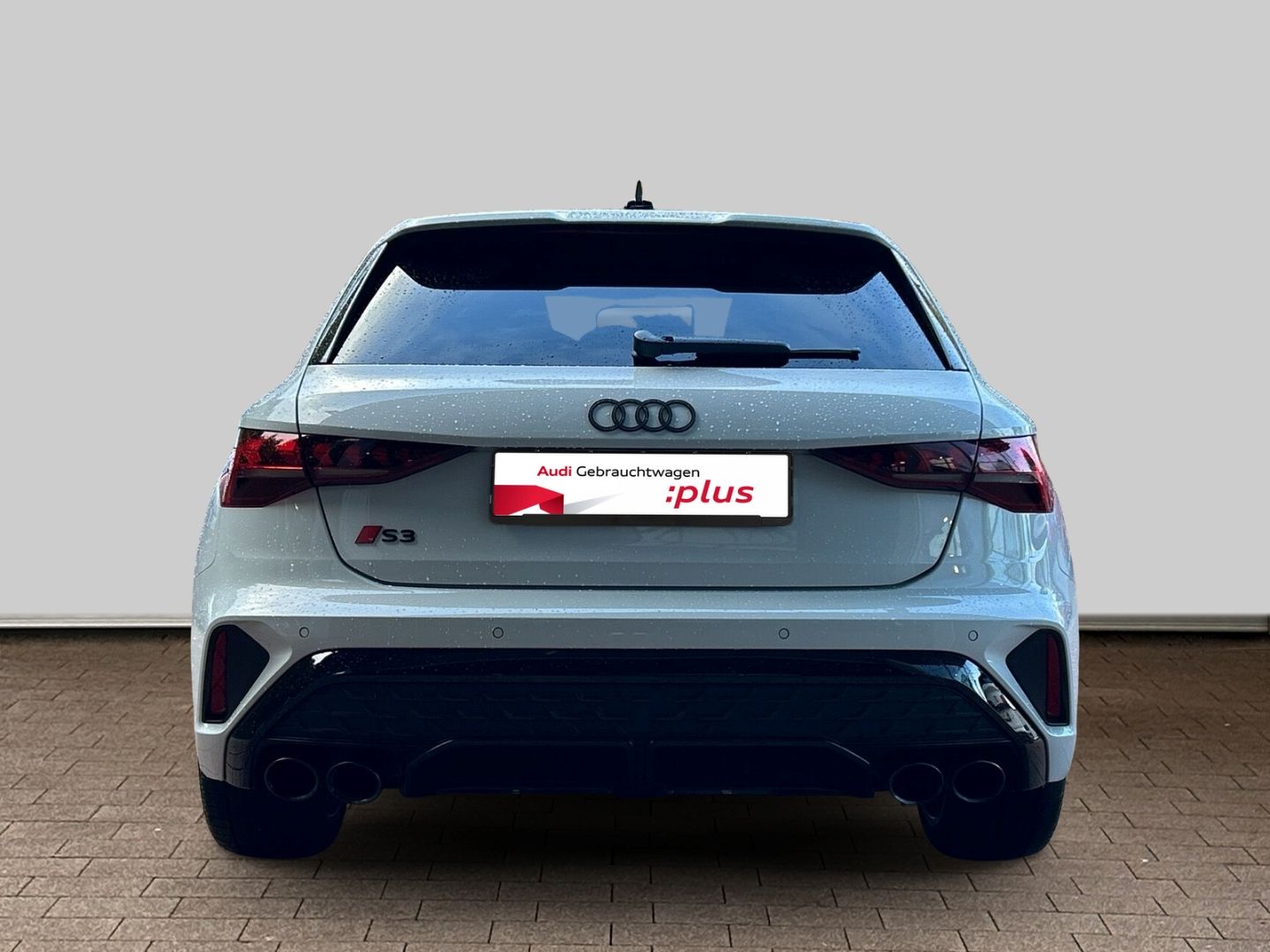 Fahrzeug 3 Fahrzeugabbildung Audi S3 quattro 2 Sportback 2.0 TFSI HUD AD El. Panod