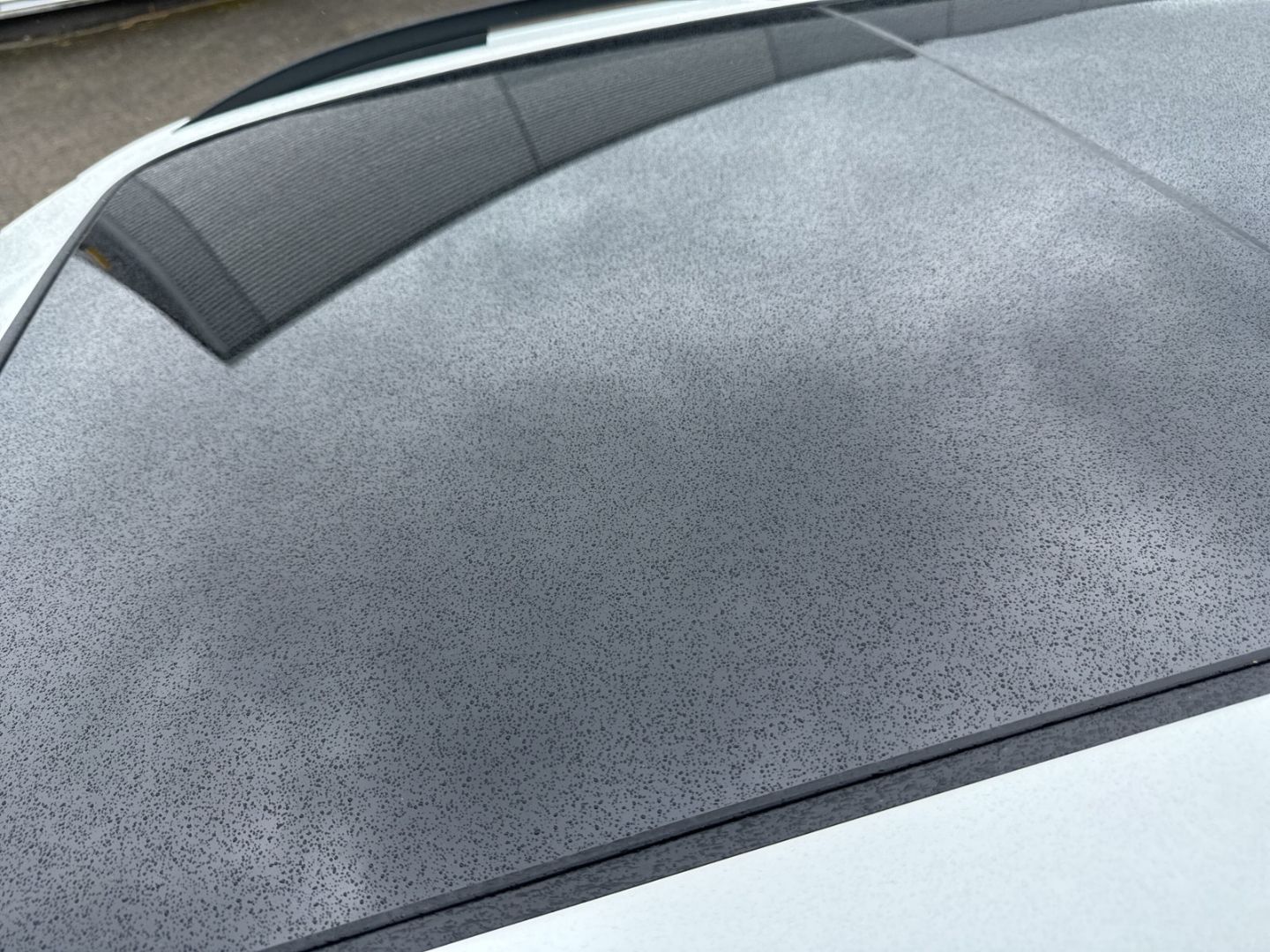 Fahrzeugabbildung Volkswagen Tiguan 2.0 TDI R-Line 4Motion Matrix Black Style