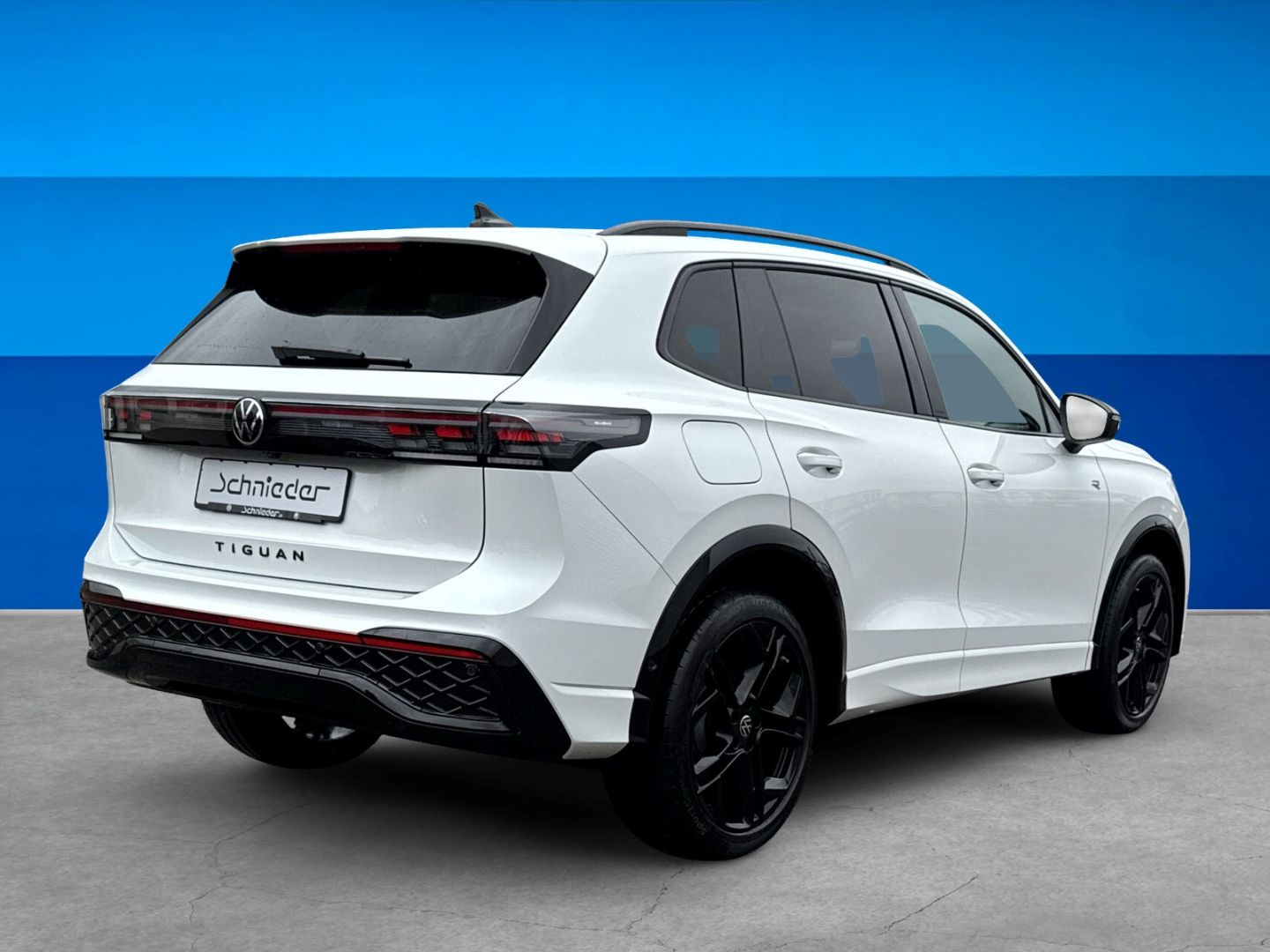 Fahrzeugabbildung Volkswagen Tiguan 2.0 TDI R-Line 4Motion Matrix Black Style