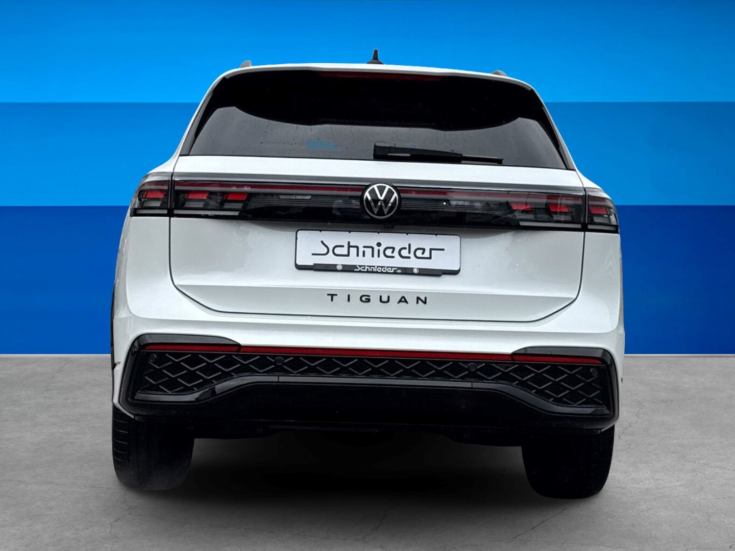 Fahrzeugabbildung Volkswagen Tiguan 2.0 TDI R-Line 4Motion Matrix Black Style