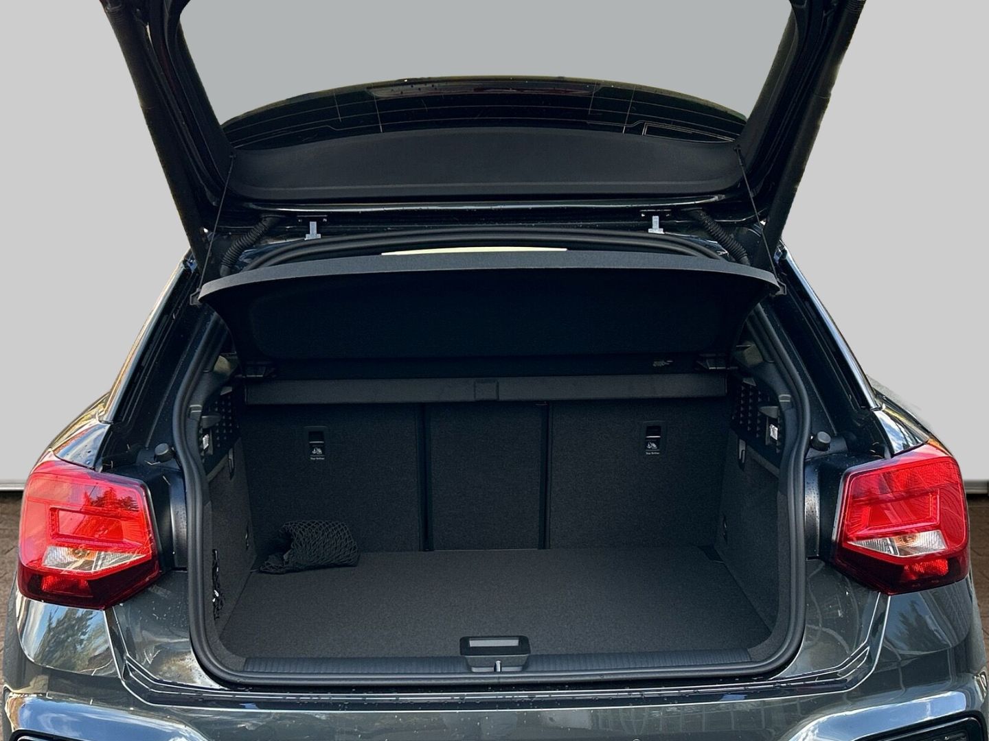 Fahrzeugabbildung Audi Q2 advanced 35 TFSI S tronic+AHK+LEDER+LED+KAMER