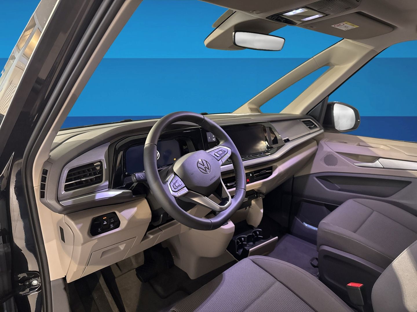 Fahrzeug 10 Fahrzeugabbildung Volkswagen T7 Multivan Life 2,0TDI SCR 110 kW 7-Gang-DSG LÜ