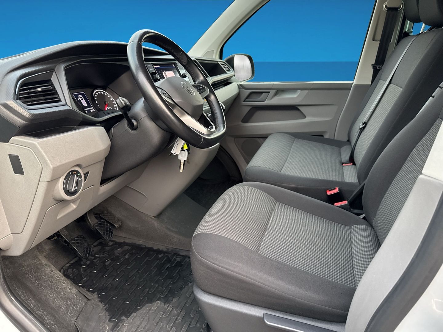 Fahrzeugabbildung Volkswagen T6.1 Kasten 2.0 TDI L1H1 Klimaanlage FWD