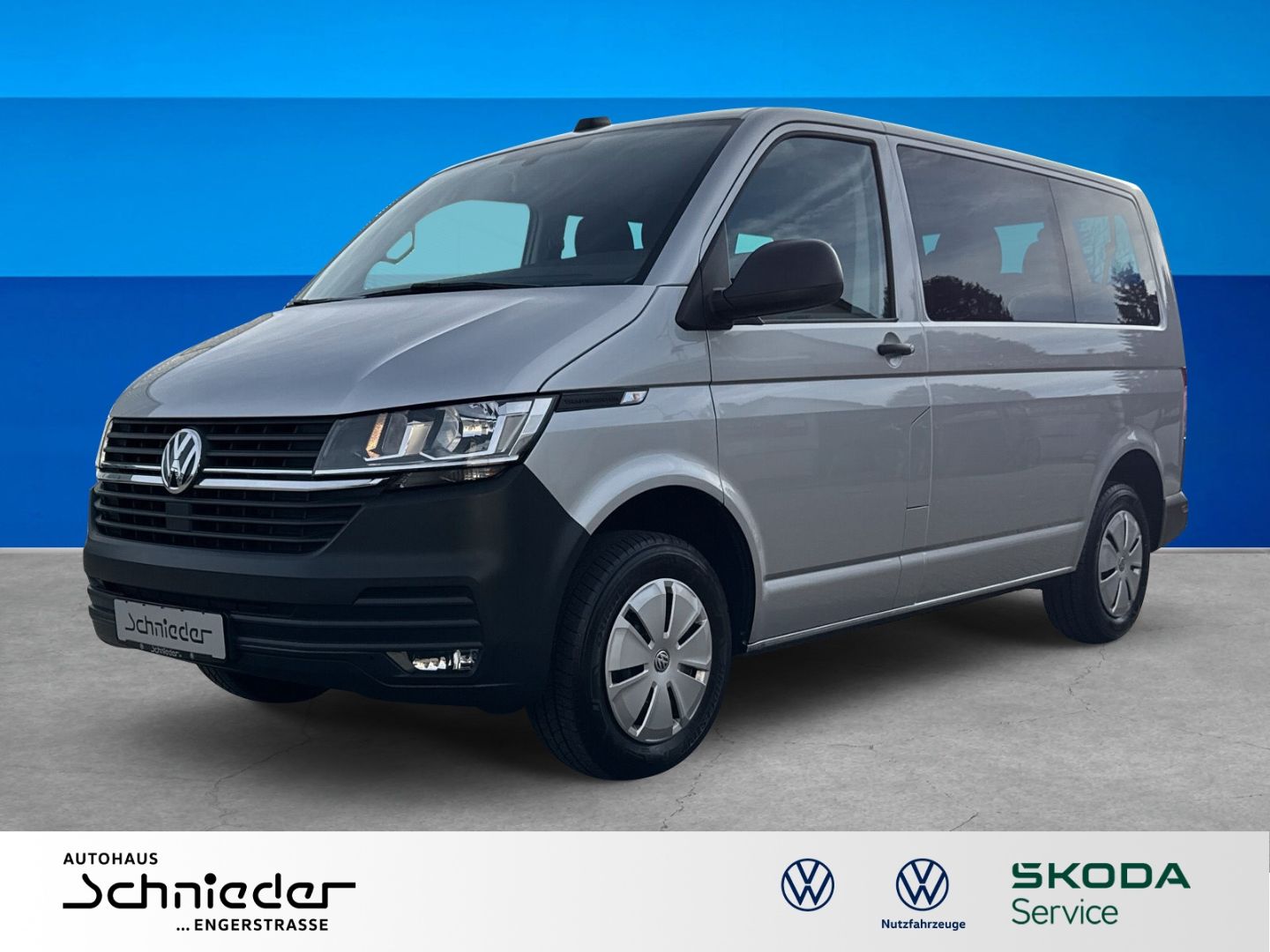 Fahrzeuge 3 Volkswagen T6.1 Kombi 2.0 TDI L1H1 9-Sitzer-Paket RearView
