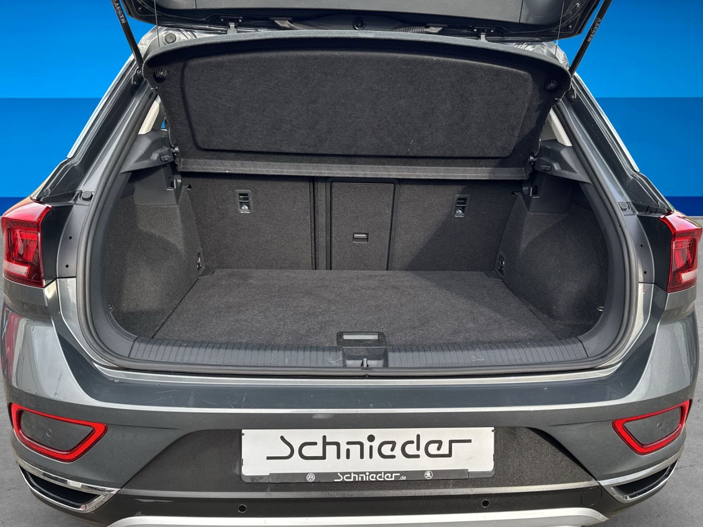 Fahrzeugabbildung Volkswagen T-Roc 1.5 TSI Style Rear View Pano Climatronic