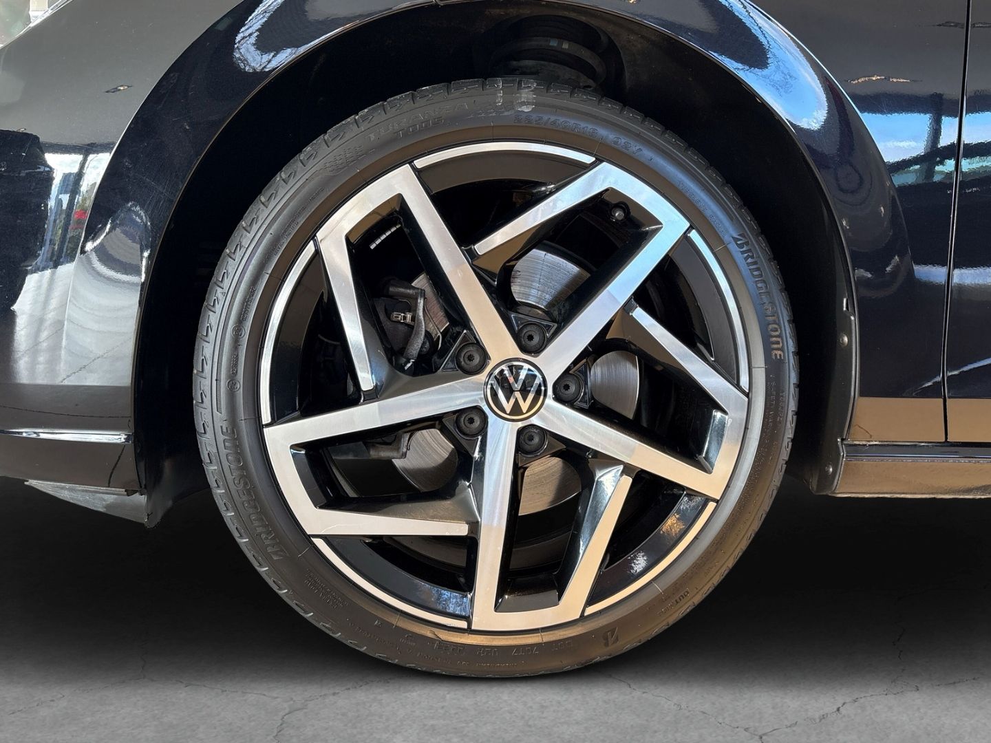 Fahrzeug 8 Fahrzeugabbildung Volkswagen Golf VIII Variant Style 2.0 TDI DSG NAVI ACC PDC