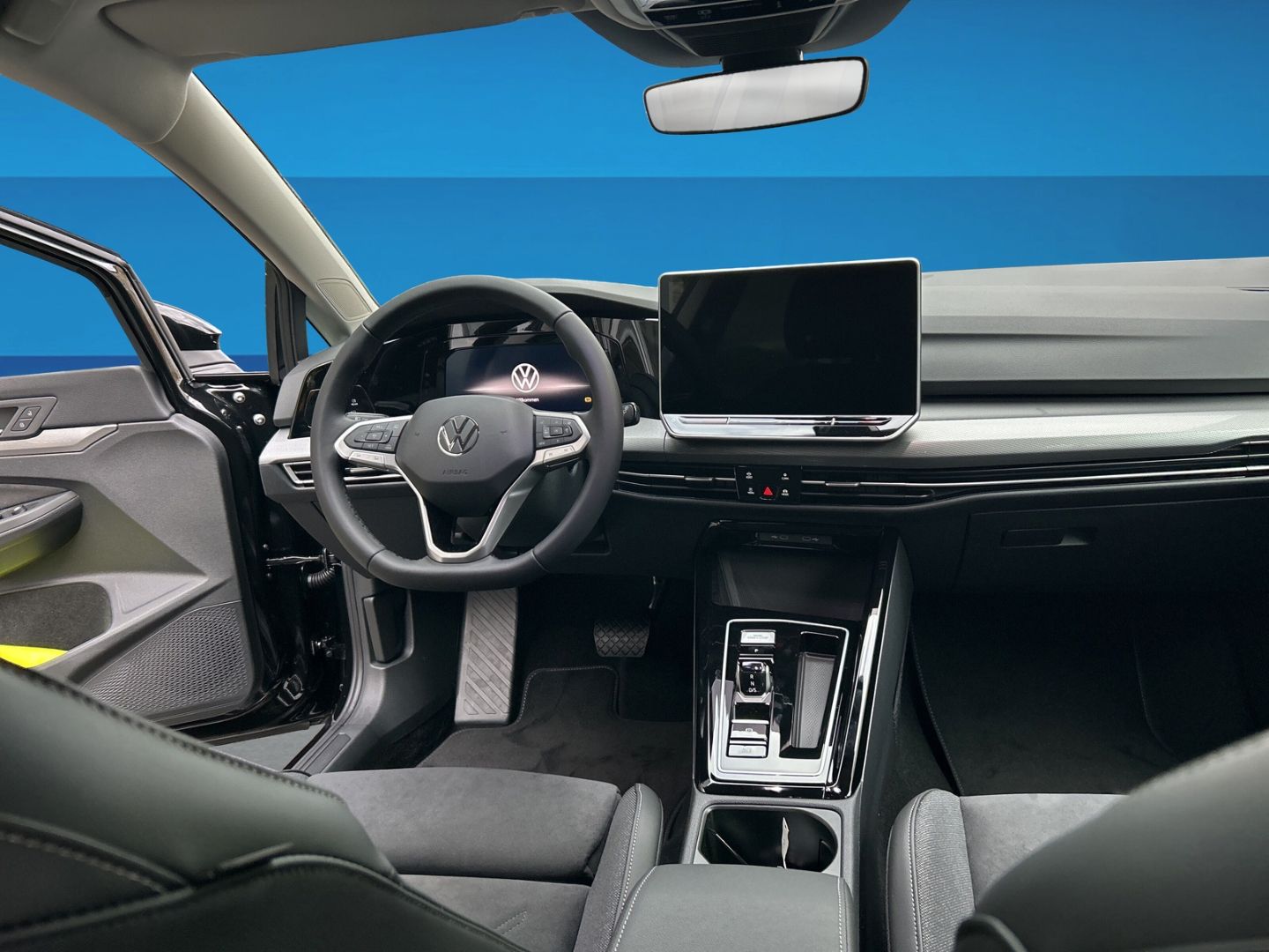 Fahrzeugabbildung Volkswagen Golf Style 1,5l eTSI DSG AHK BUSINESS & KOMFORT