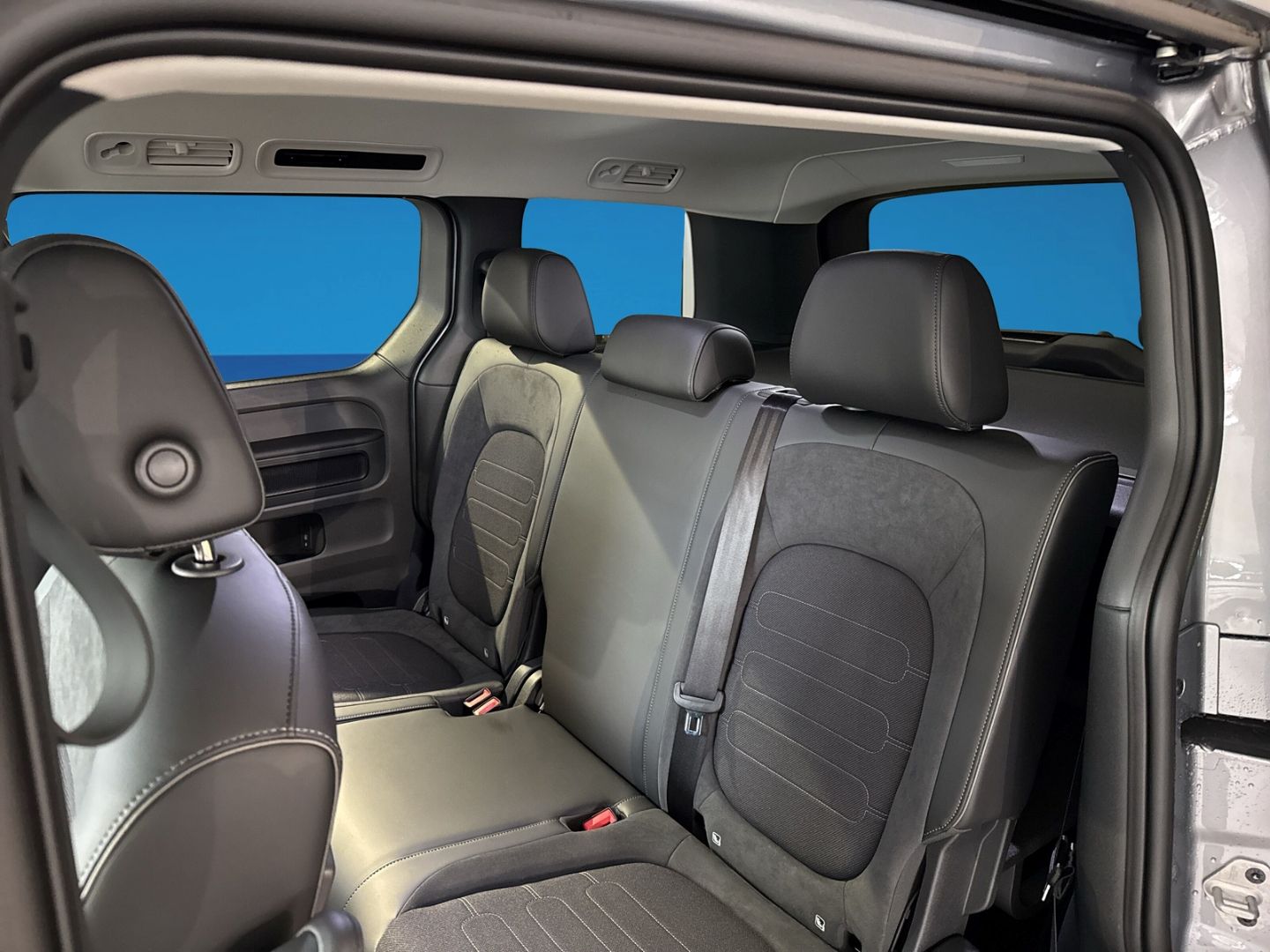 Fahrzeug 13 Fahrzeugabbildung Volkswagen ID. Buzz Pro 210 kW (286 PS) 79 kWh Rückfahrkam