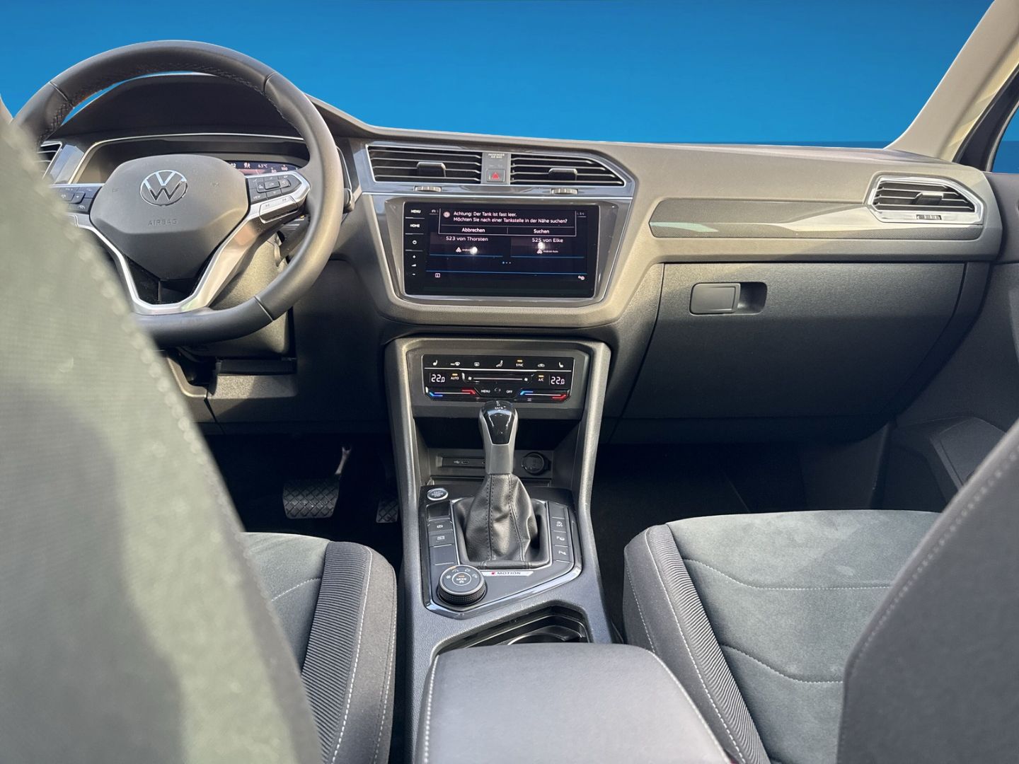 Fahrzeug 12 Fahrzeugabbildung Volkswagen Tiguan 2.0 TDI Elegance AHK IQ.LIGHT 4Motion