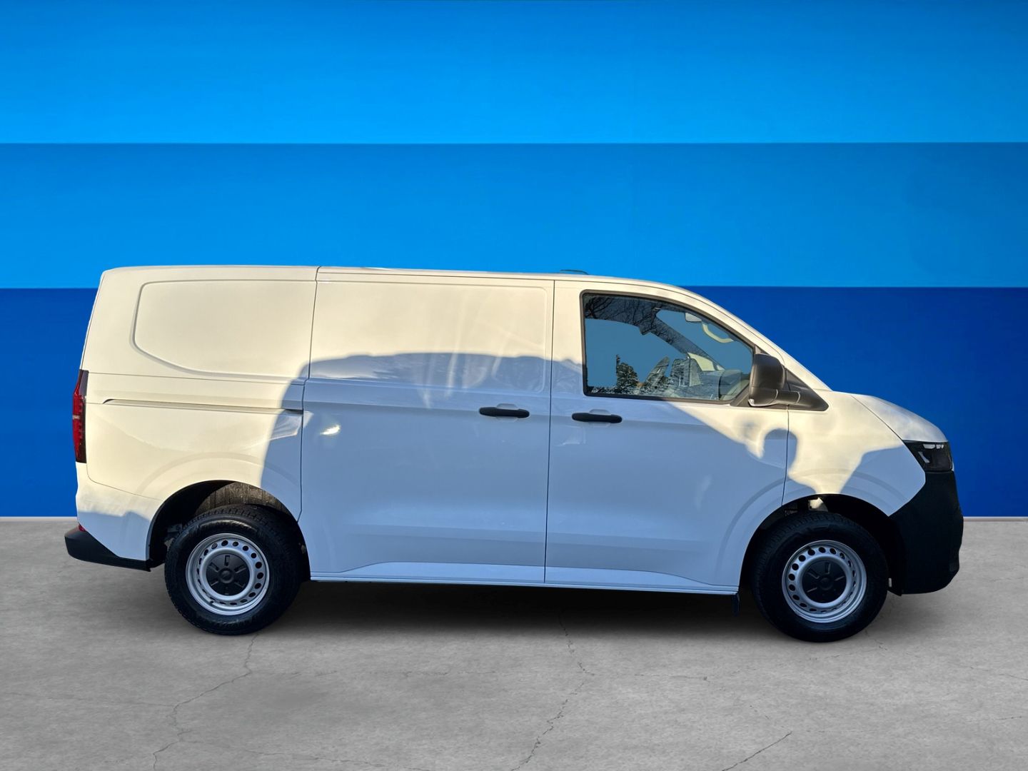 Fahrzeug 4 Fahrzeugabbildung Volkswagen Transporter Kasten 2,0 l TDI 81 kW 6-Gang-Schalt