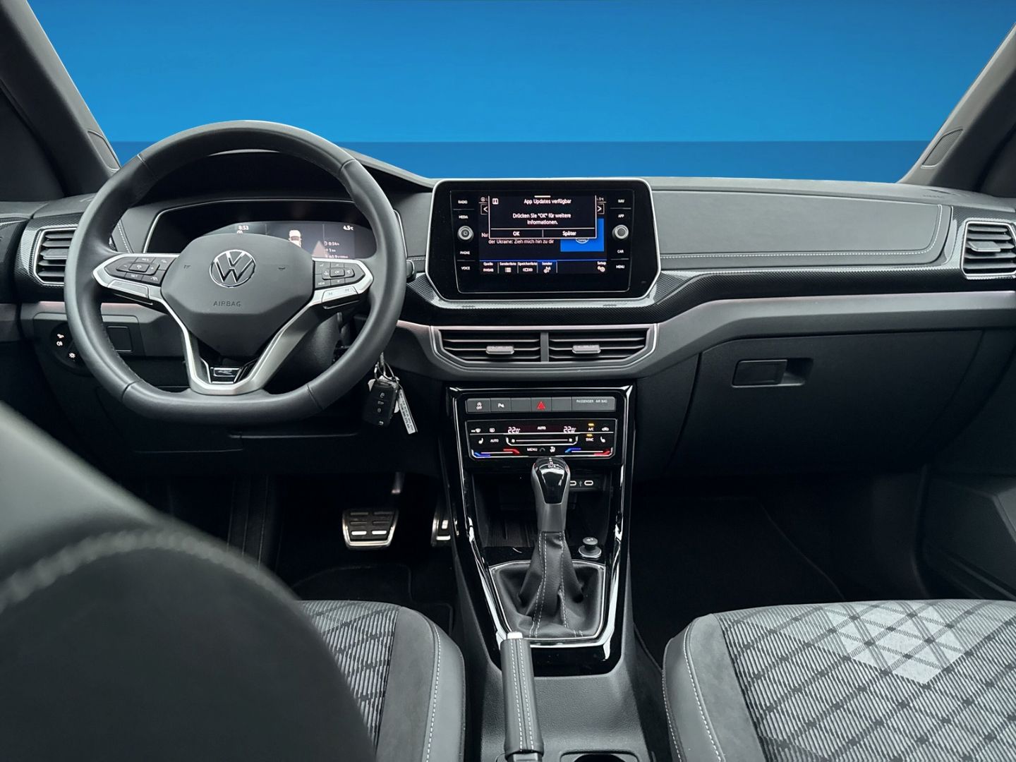 Fahrzeugabbildung Volkswagen T-Cross 1.5 TSI R-Line Rear View AHK Clima