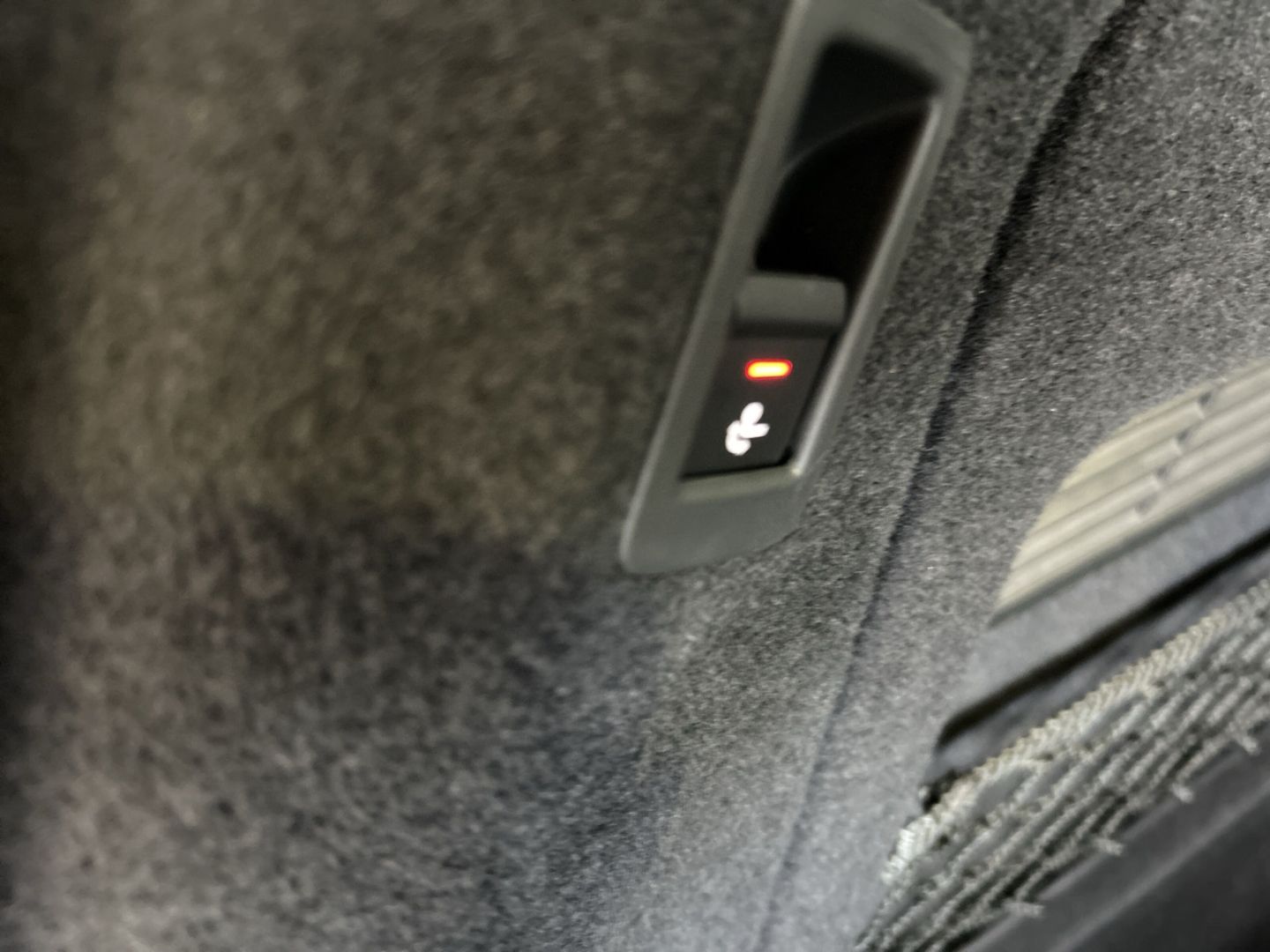 Fahrzeug 21 Fahrzeugabbildung Audi A5 Sportback 40 TFSI tronic quattro S Line Matri