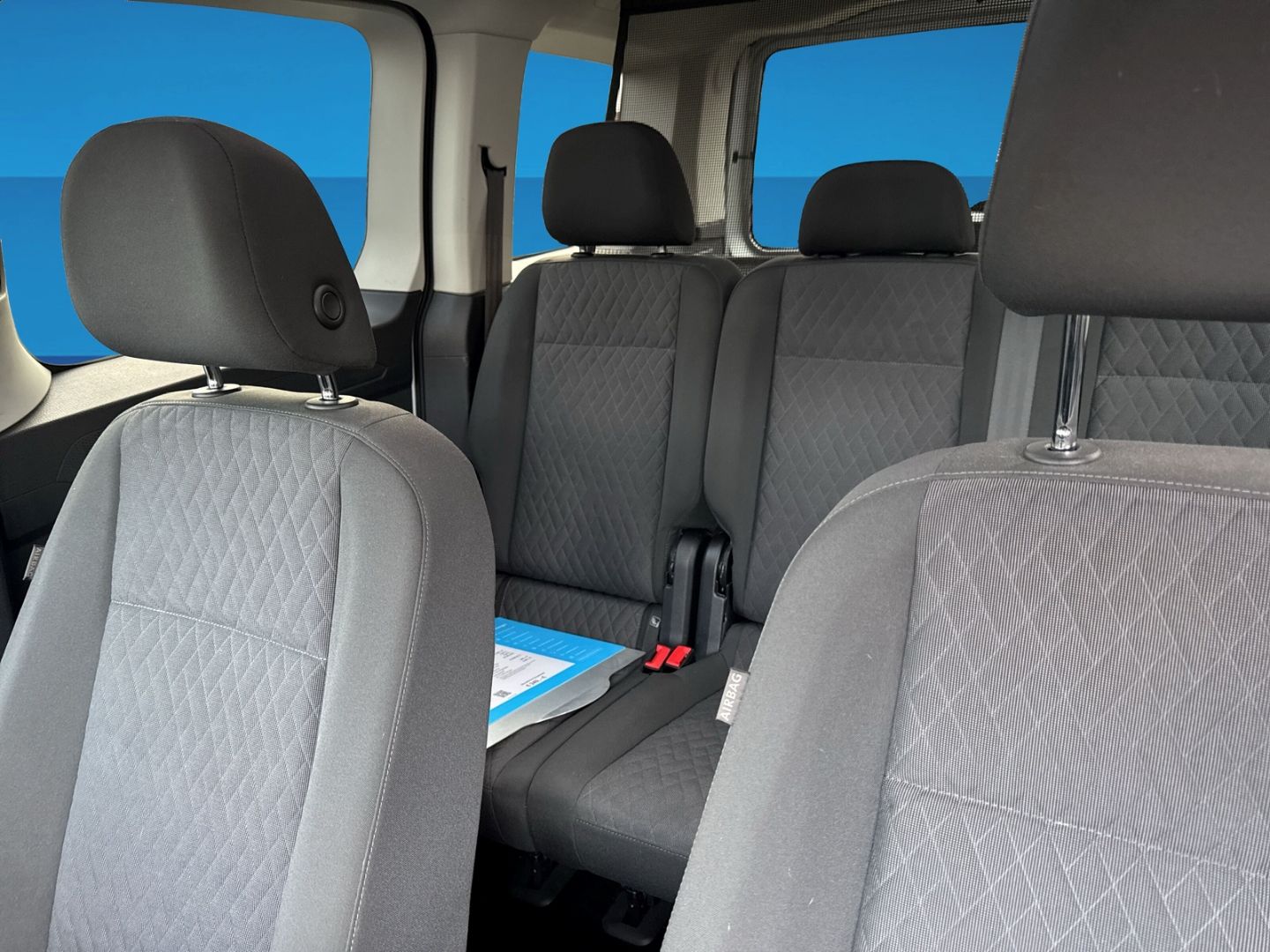 Fahrzeugabbildung Volkswagen Caddy 2.0 TDI Life Rear View Sitzheizung