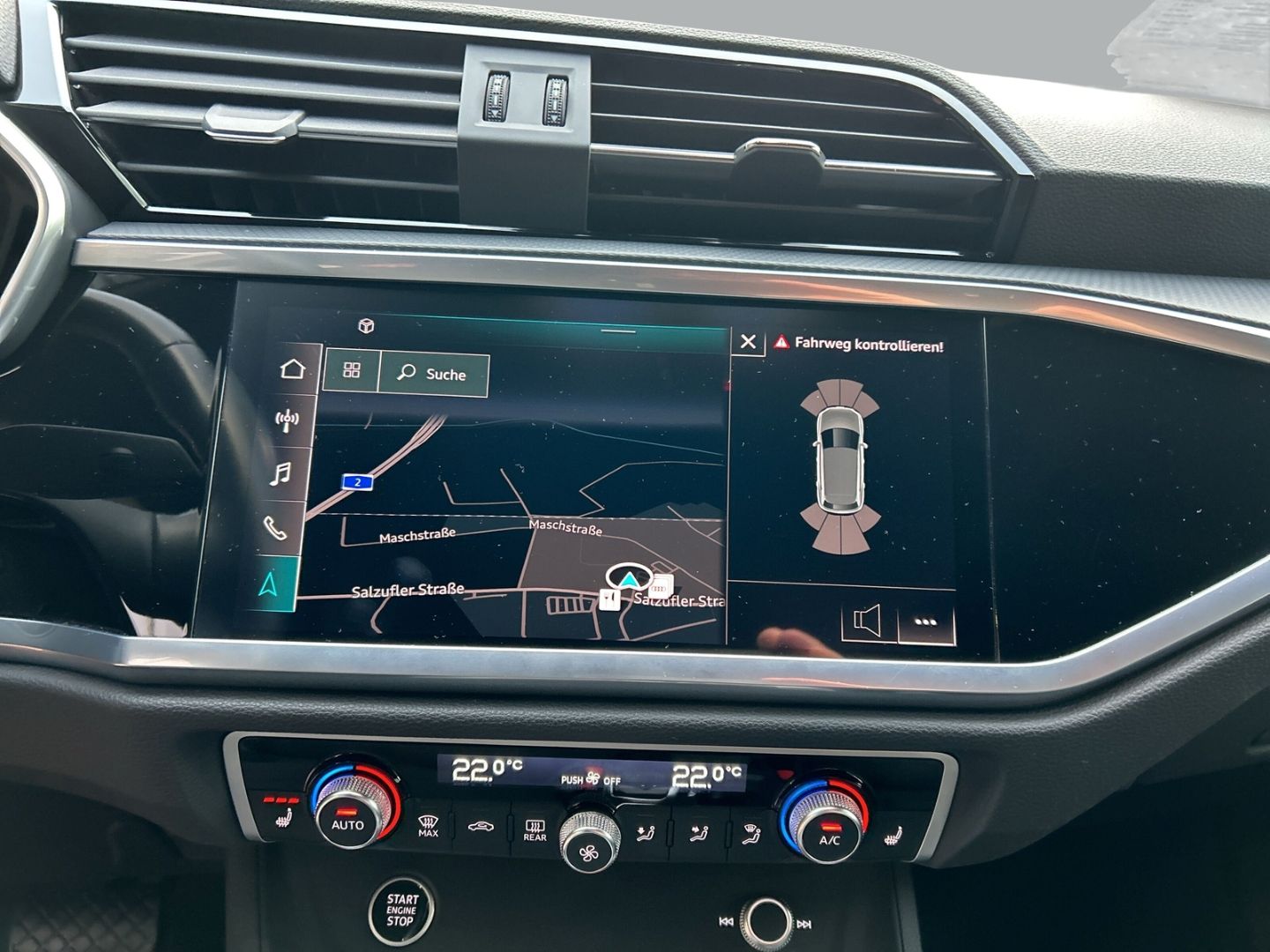 Fahrzeug 15 Fahrzeugabbildung Audi Q3 35 TDI advanced NAVI+LED+CarPlay+VIRTUAL