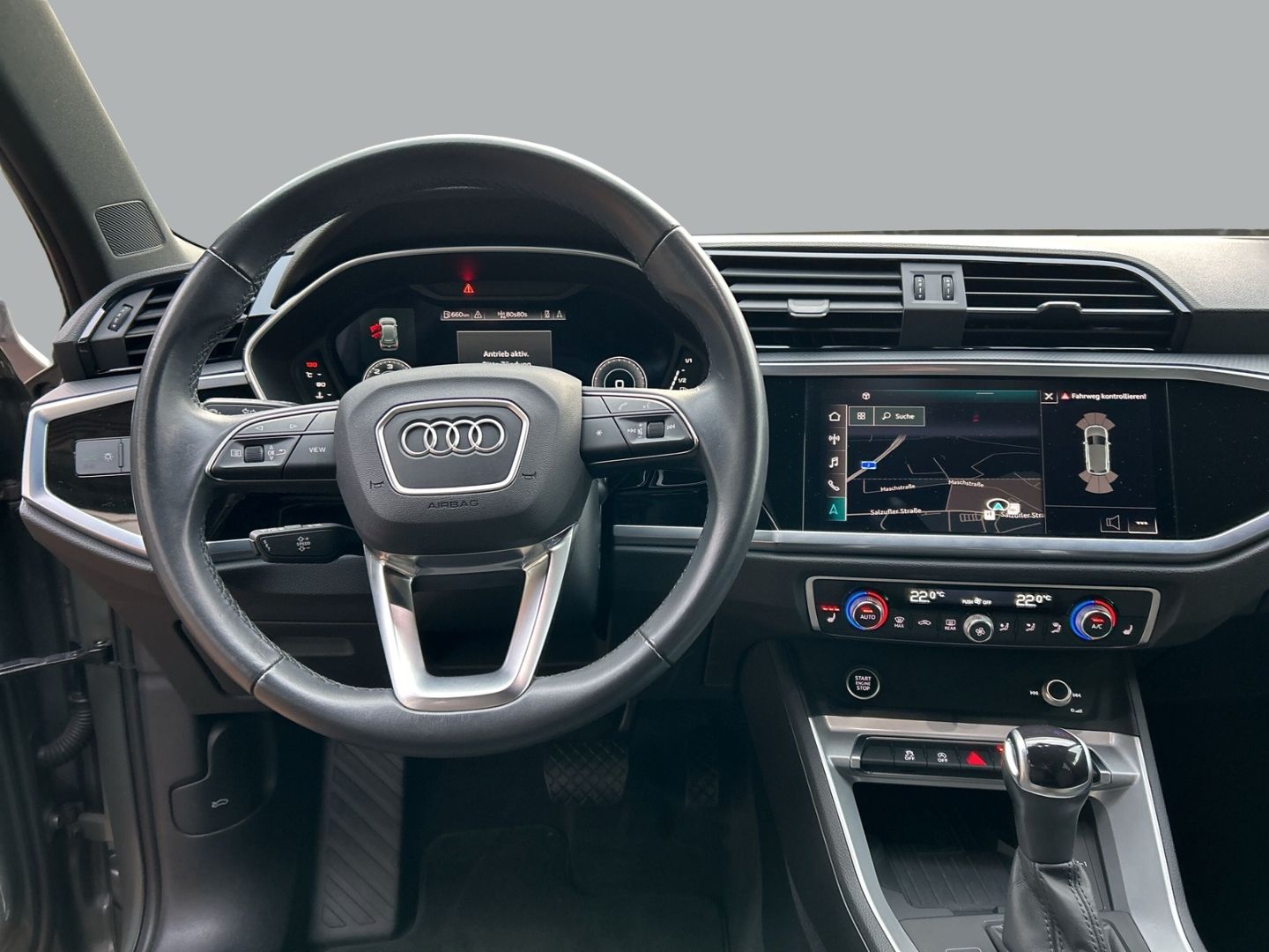 Fahrzeug 9 Fahrzeugabbildung Audi Q3 35 TDI advanced NAVI+LED+CarPlay+VIRTUAL