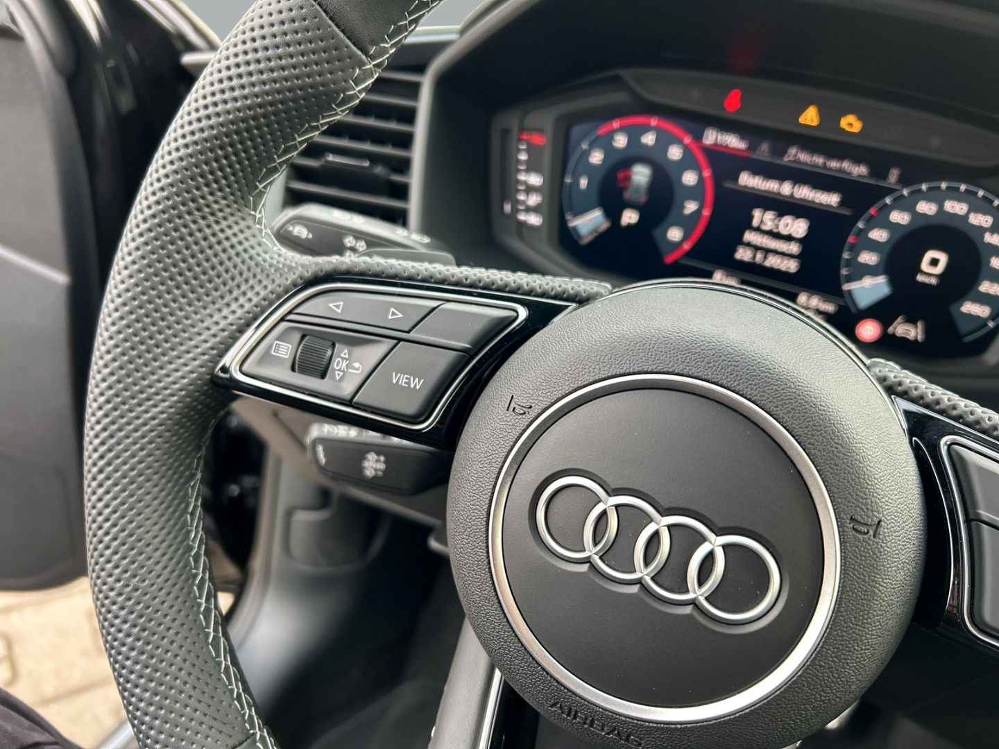 Fahrzeugabbildung Audi A1 SPORTB.ADVANCED 25 TFSI,LED,APPLE,VIRTUAL,PDC