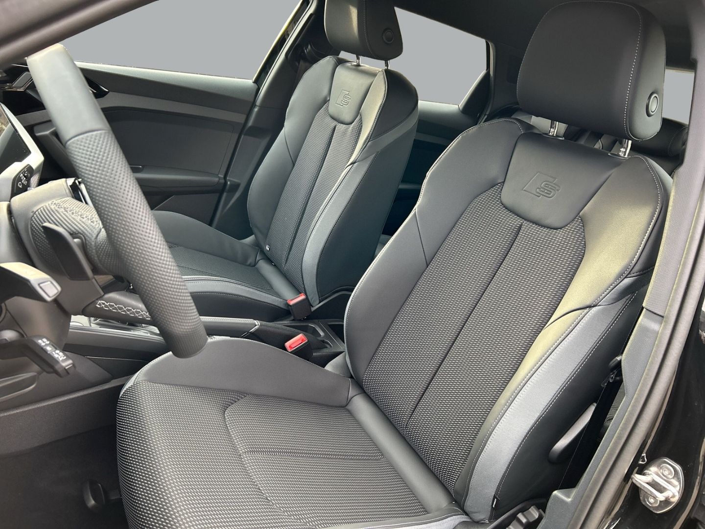 Fahrzeugabbildung Audi A1 SPORTB.ADVANCED 25 TFSI,LED,APPLE,VIRTUAL,PDC