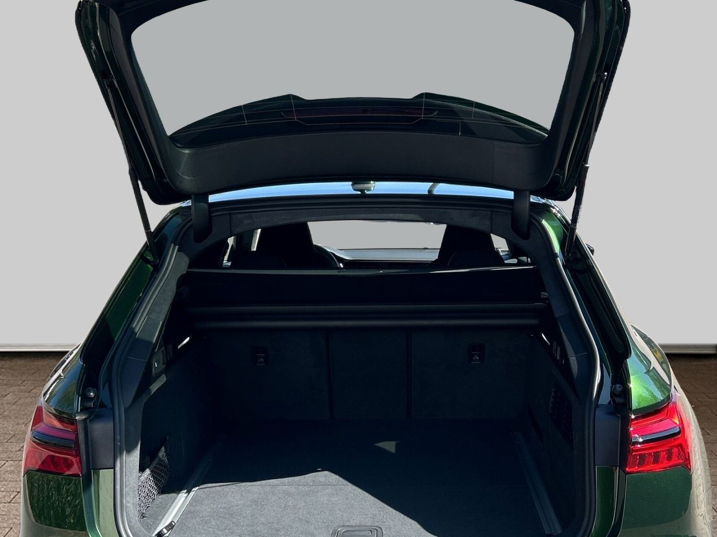 Fahrzeug 17 Fahrzeugabbildung Audi RS6 PERFORMANCE,LASER,PANO,B&O,SPORTABGAS,KERAMI