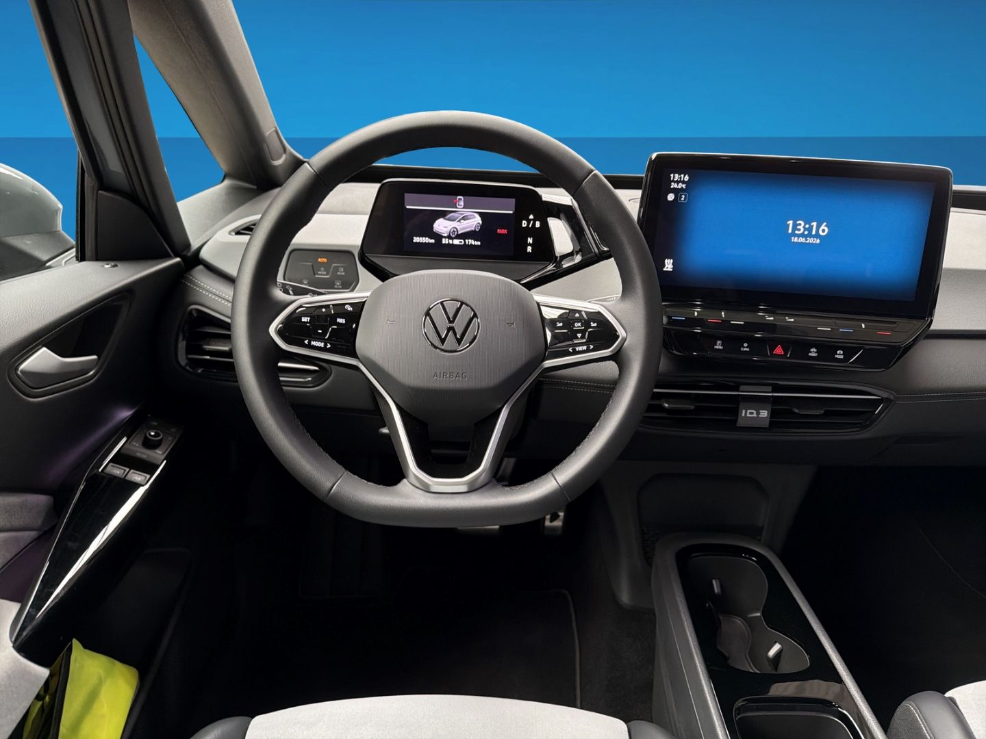 Fahrzeugabbildung Volkswagen ID.3 150 kW Pro Move Rear View LED Navi Klima - mit KI generiert/bearbeitet