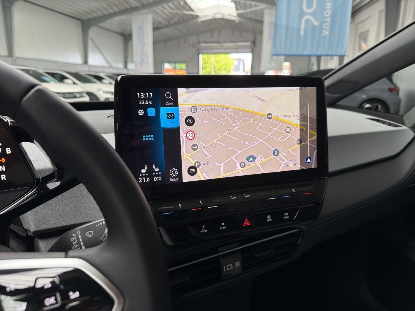 Fahrzeugabbildung Volkswagen ID.3 150 kW Pro Move Rear View LED Navi Klima - mit KI generiert/bearbeitet