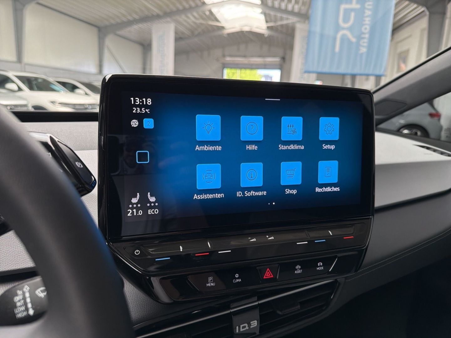 Fahrzeugabbildung Volkswagen ID.3 150 kW Pro Move Rear View LED Navi Klima - mit KI generiert/bearbeitet
