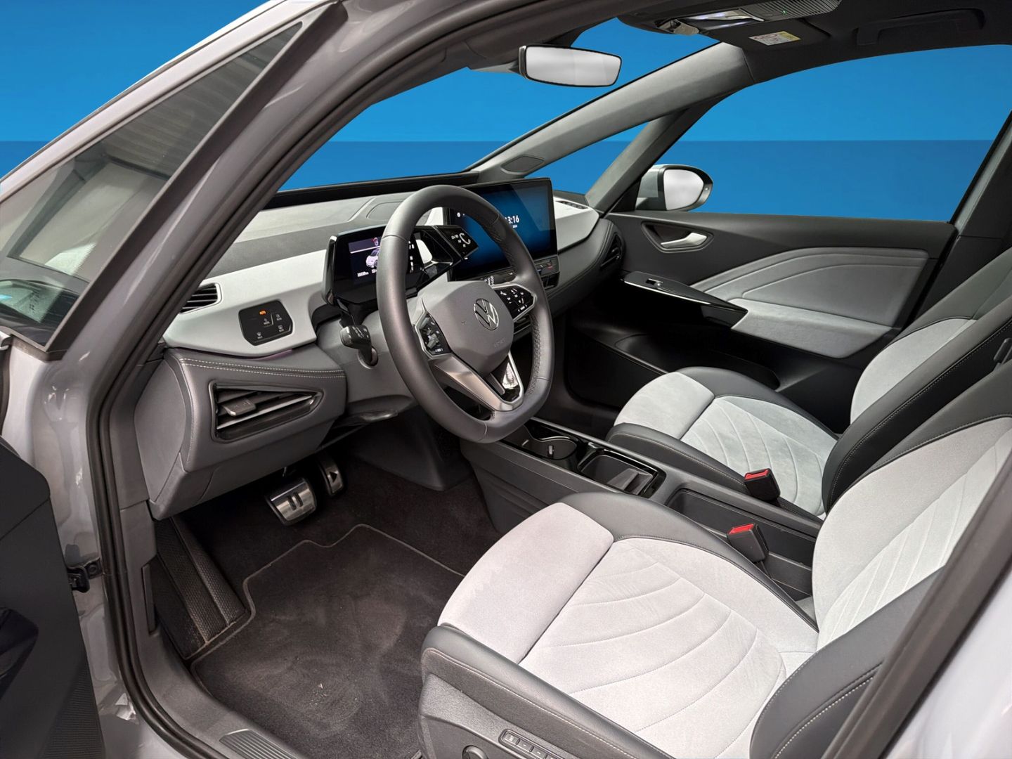 Fahrzeugabbildung Volkswagen ID.3 150 kW Pro Move Rear View LED Navi Klima - mit KI generiert/bearbeitet