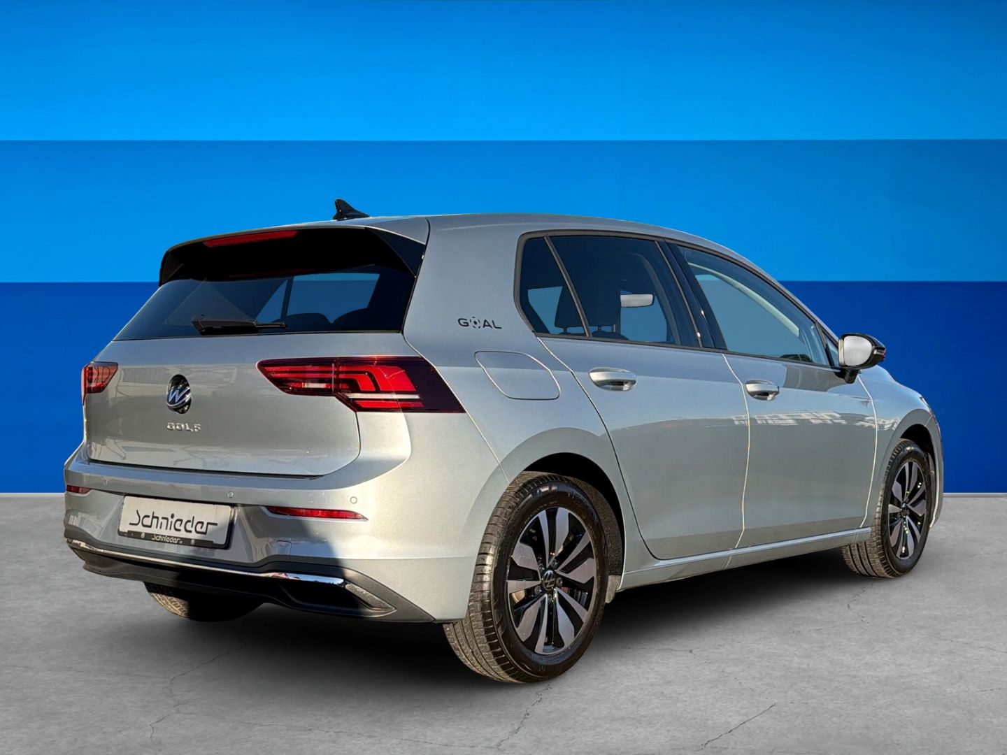 Fahrzeug 5 Fahrzeugabbildung Volkswagen Golf 8 GOAL 1.5 TSI Rear View IDA Navi