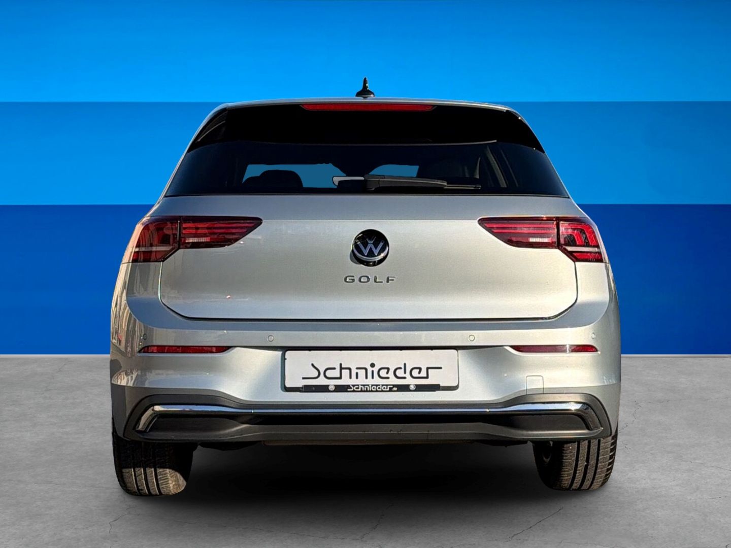 Fahrzeug 7 Fahrzeugabbildung Volkswagen Golf 8 GOAL 1.5 TSI Rear View IDA Navi