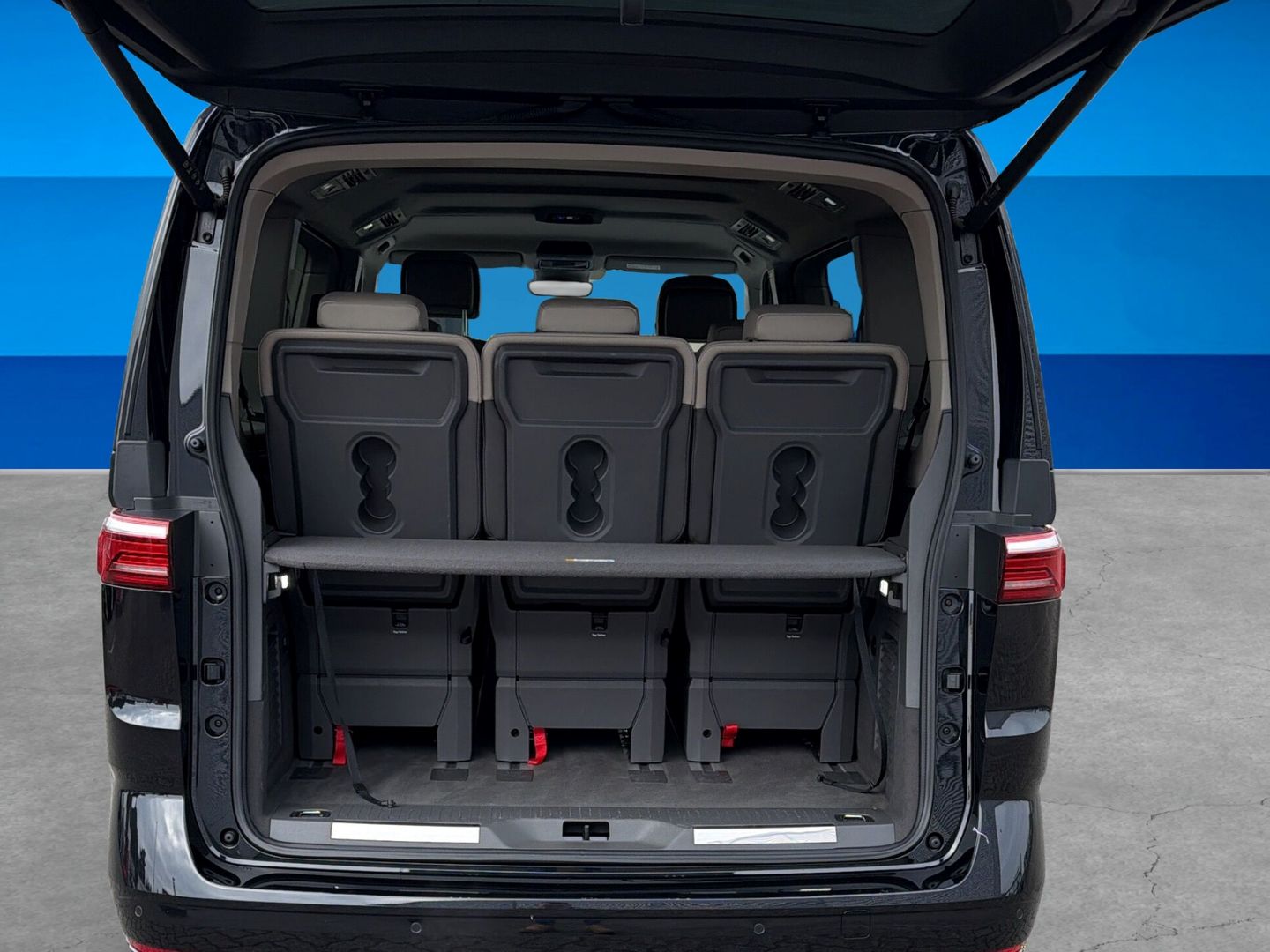 Fahrzeugabbildung Volkswagen T7 Multivan 2.0 TDI Style 7-Sitzer-Paket  Area V