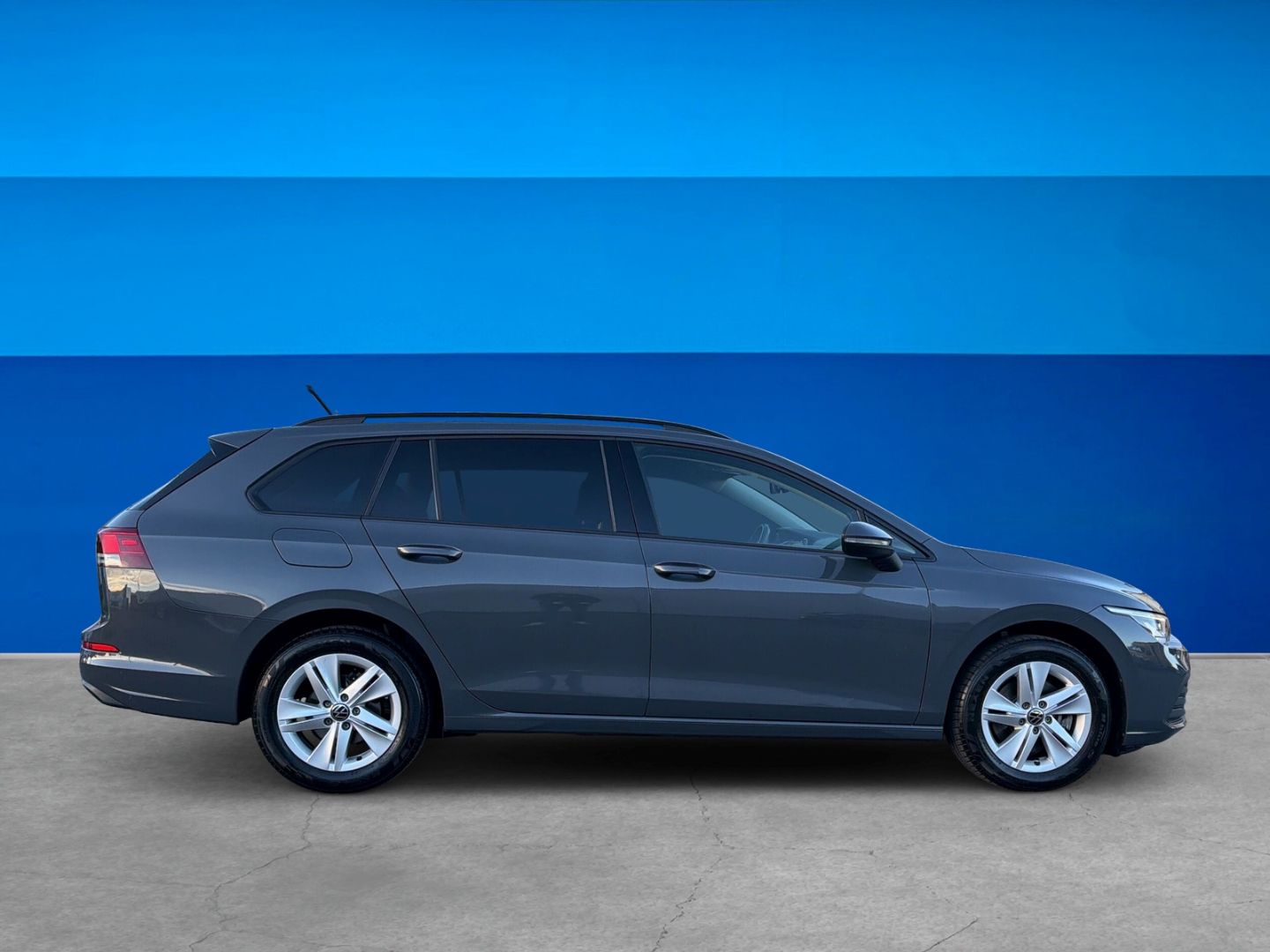 Fahrzeugabbildung Volkswagen Golf 8 2.0 TDI Life Navi Rückfahrkamera